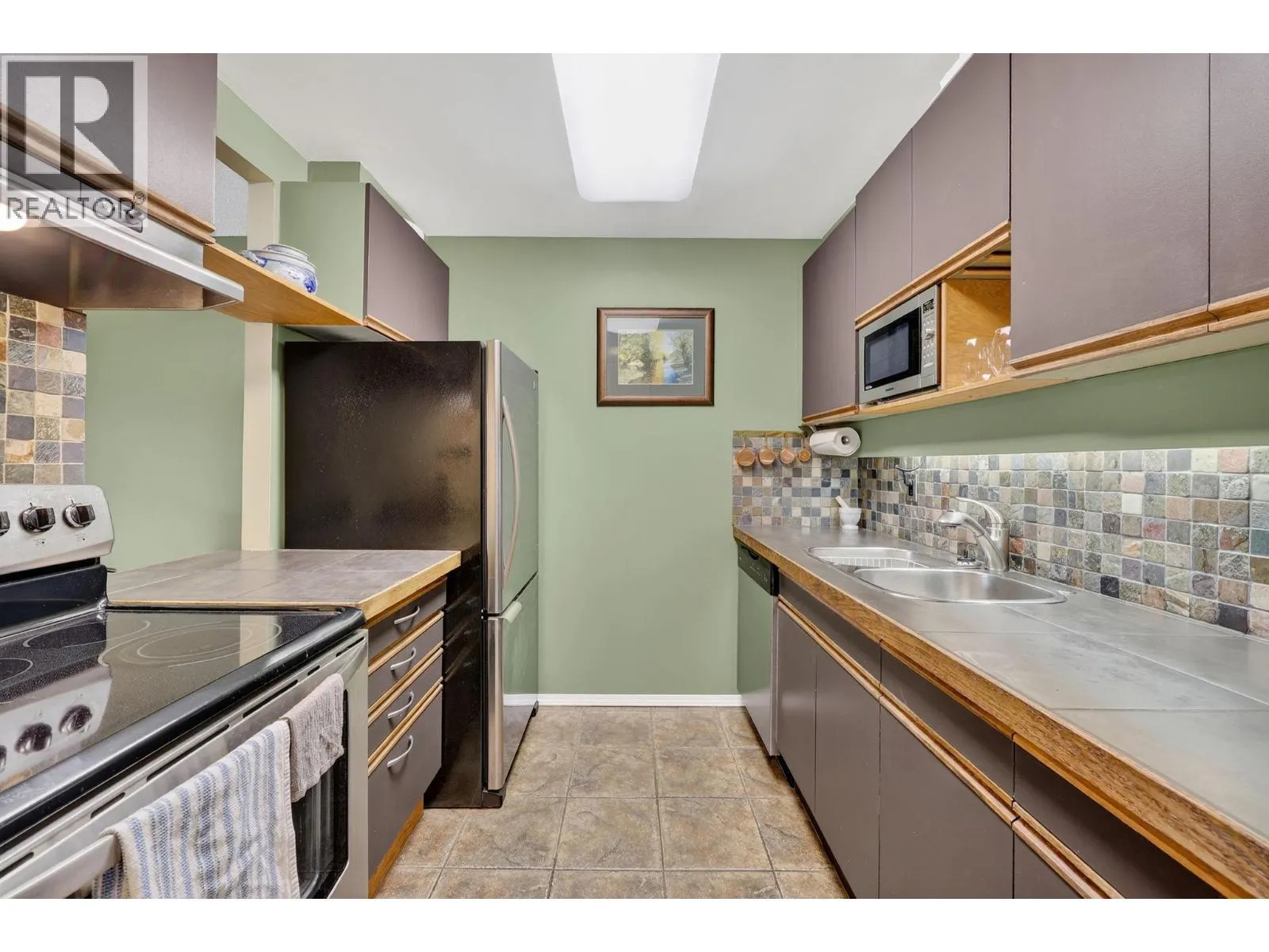 737 Leon Avenue Unit# 1006