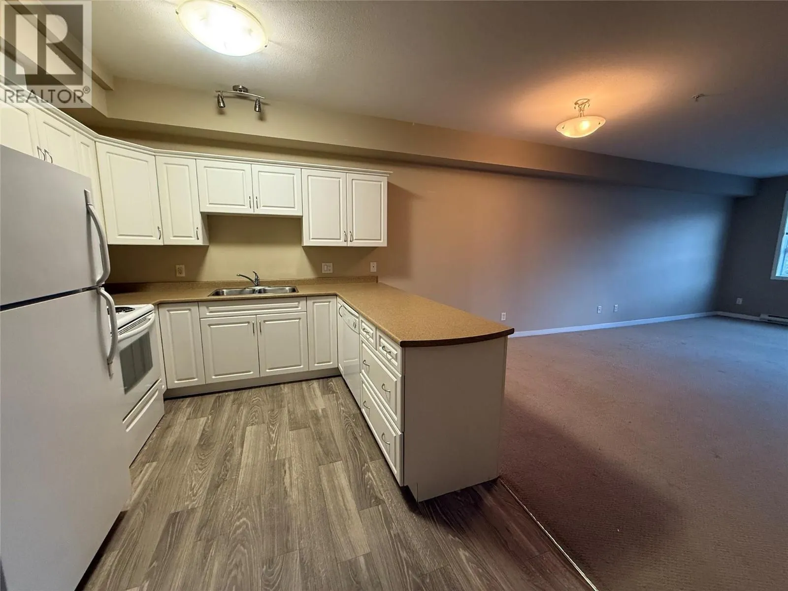 778 Rutland Road N Unit# 203