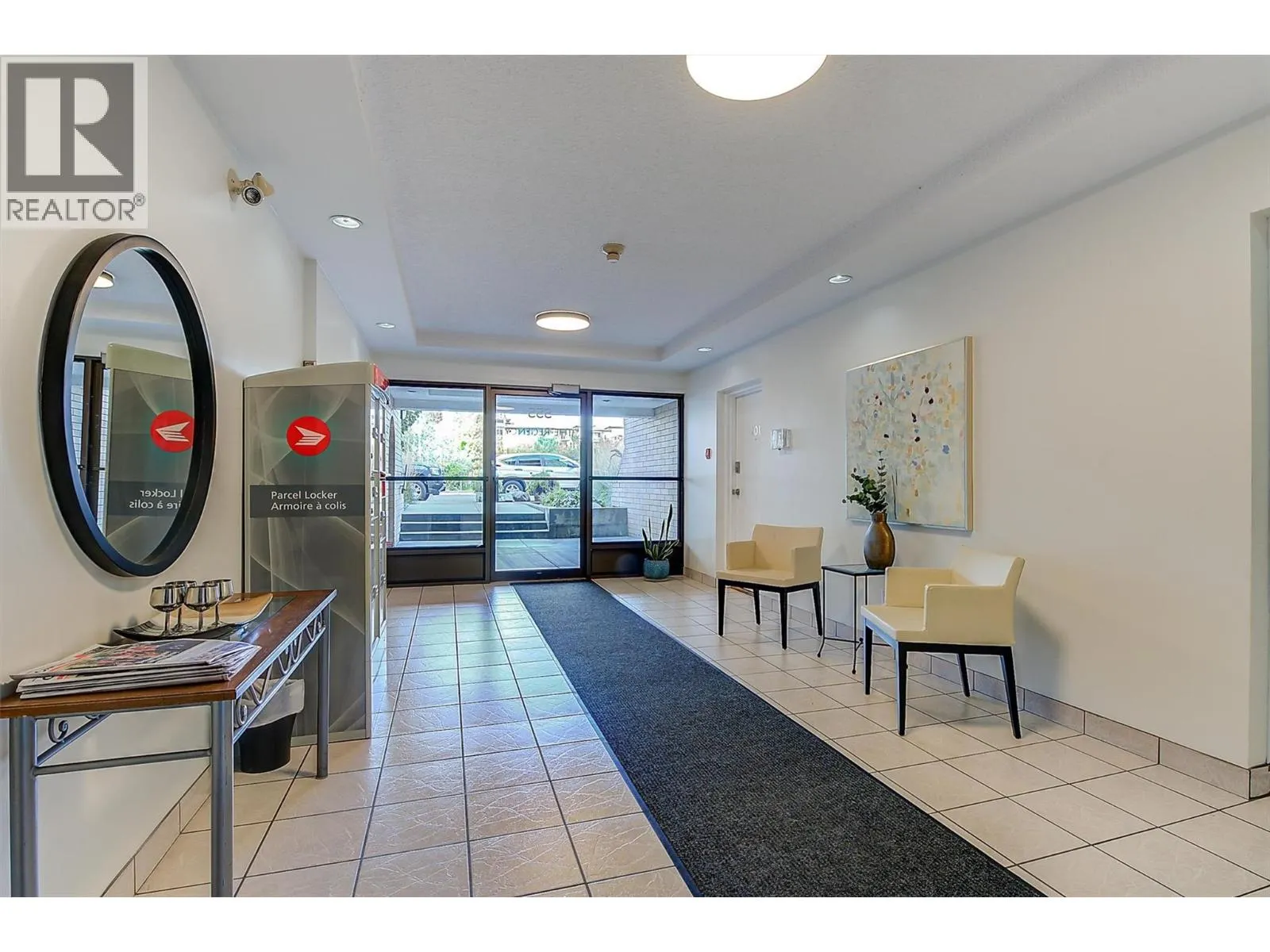 555 Rowcliffe Avenue Unit# 202