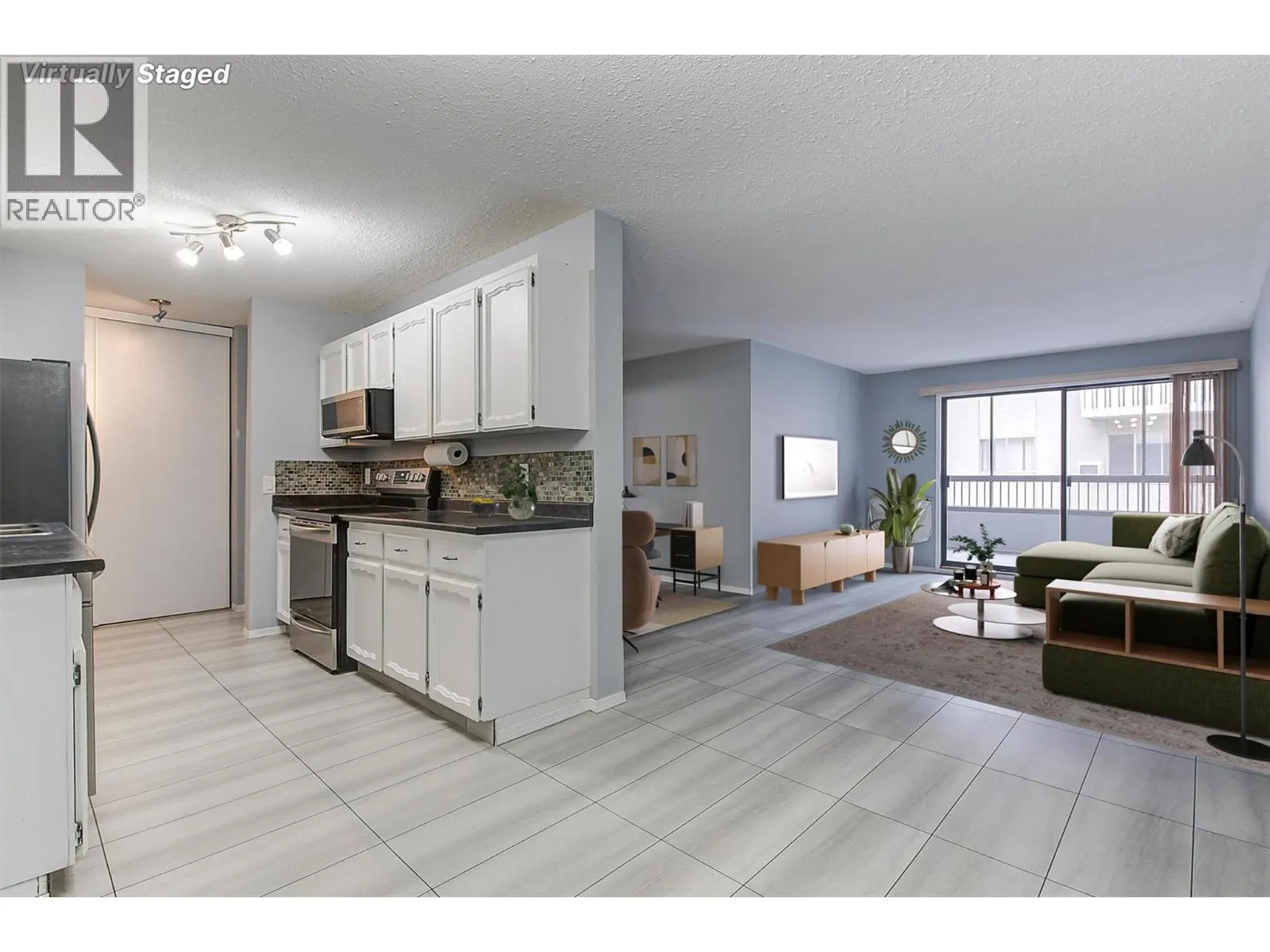 555 Rowcliffe Avenue Unit# 202