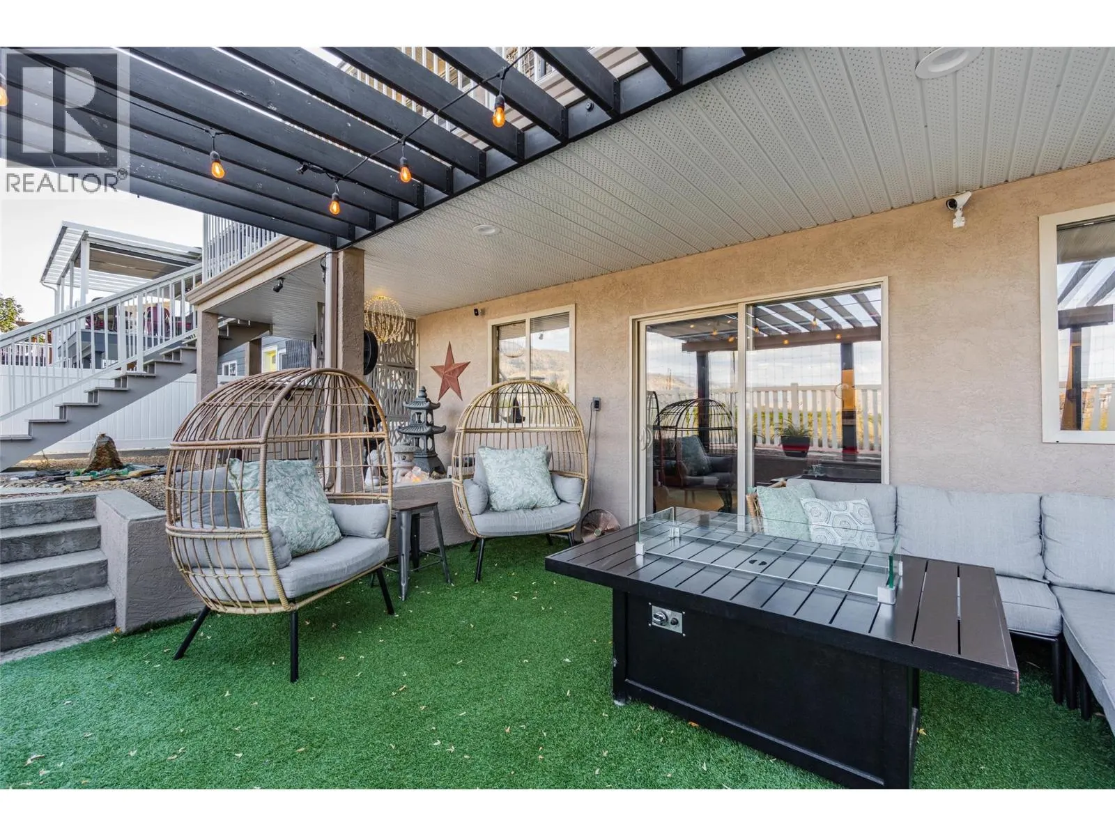 6963 CHARDONNAY Place