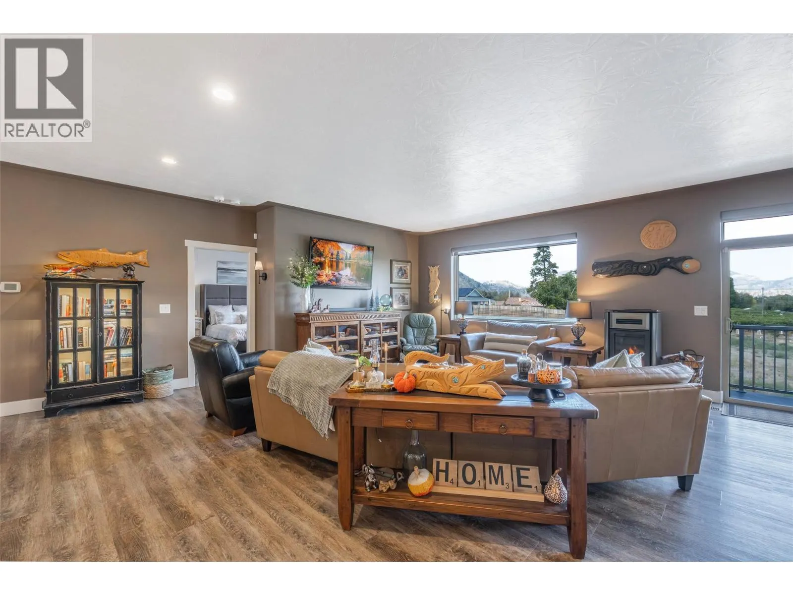 6963 CHARDONNAY Place