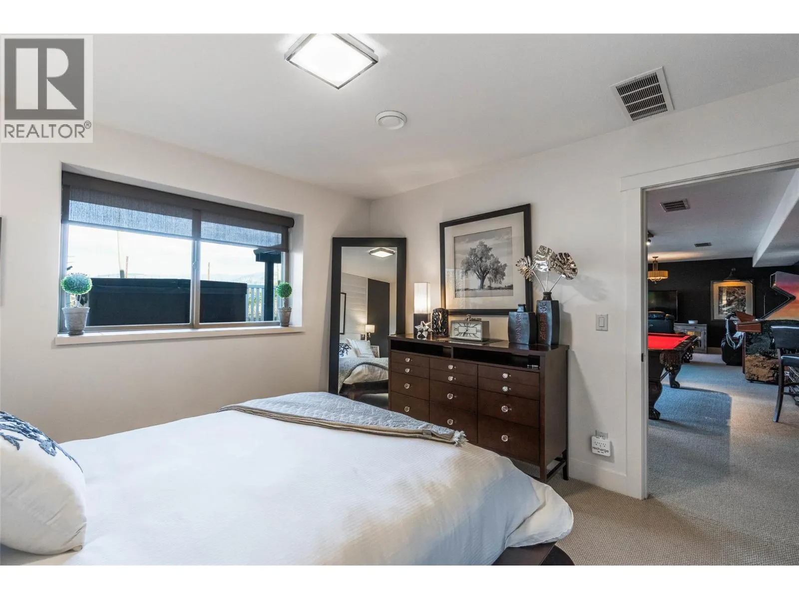 6963 CHARDONNAY Place