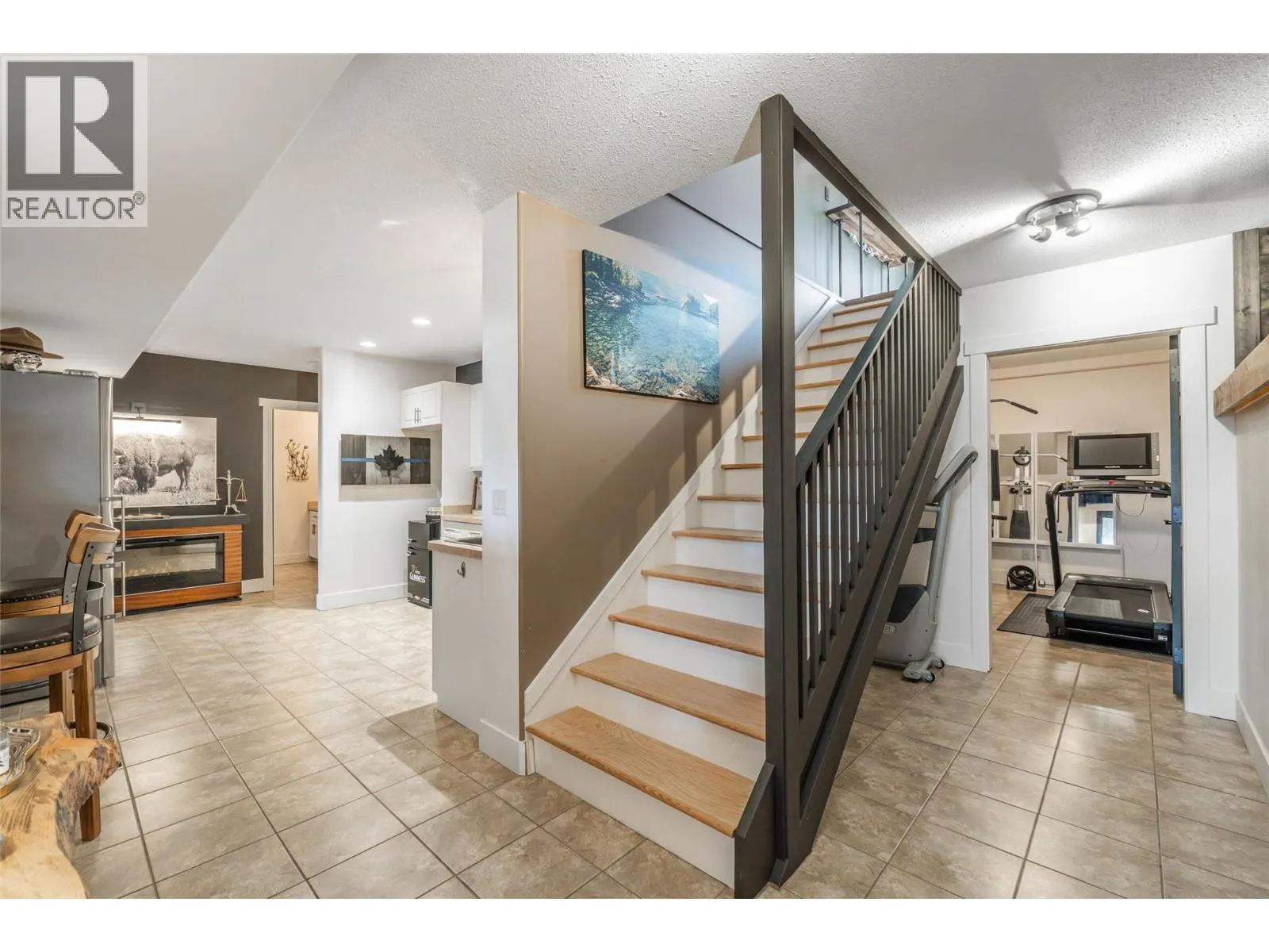 6963 CHARDONNAY Place