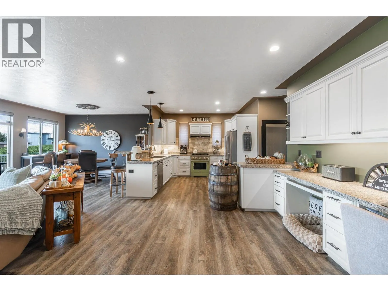 6963 CHARDONNAY Place
