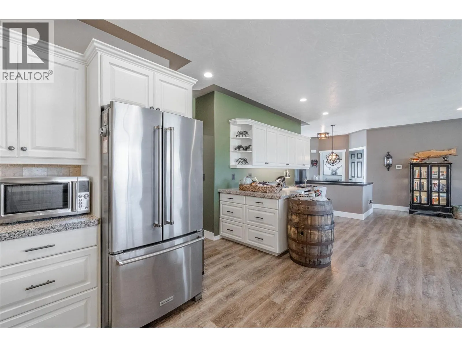 6963 CHARDONNAY Place