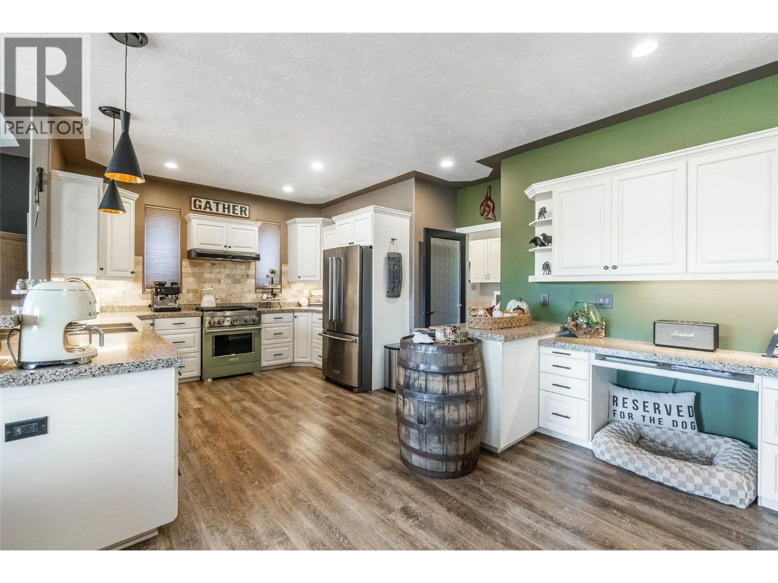 6963 CHARDONNAY Place