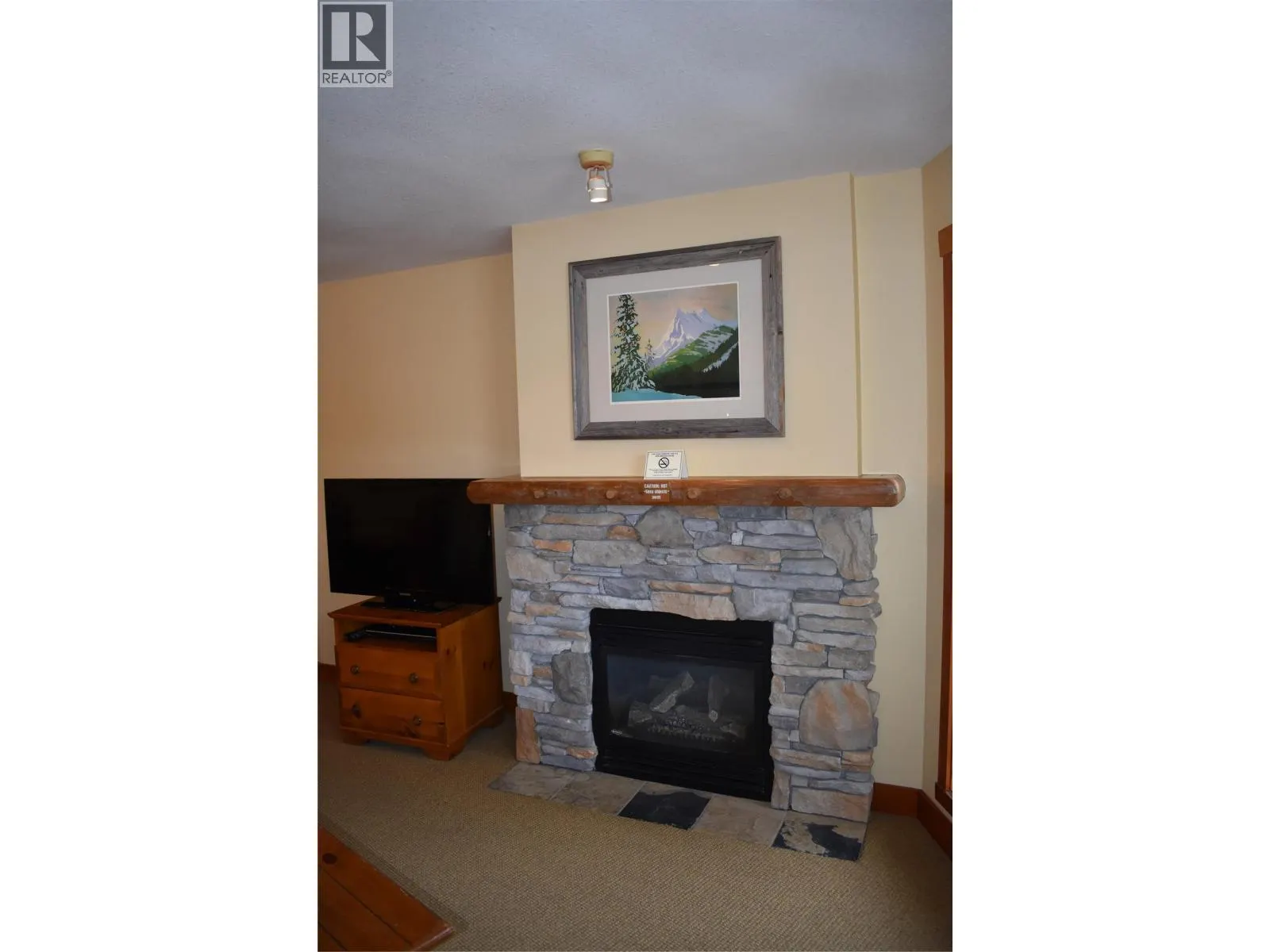 2080 Summit Drive Unit# 104 Lot# 3