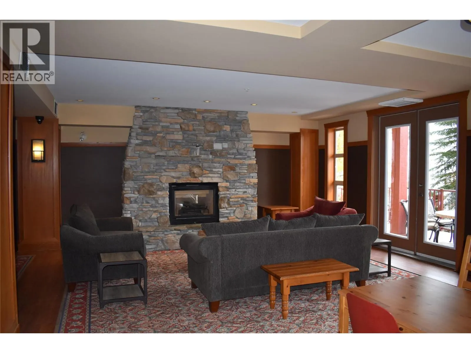 2080 Summit Drive Unit# 104 Lot# 3