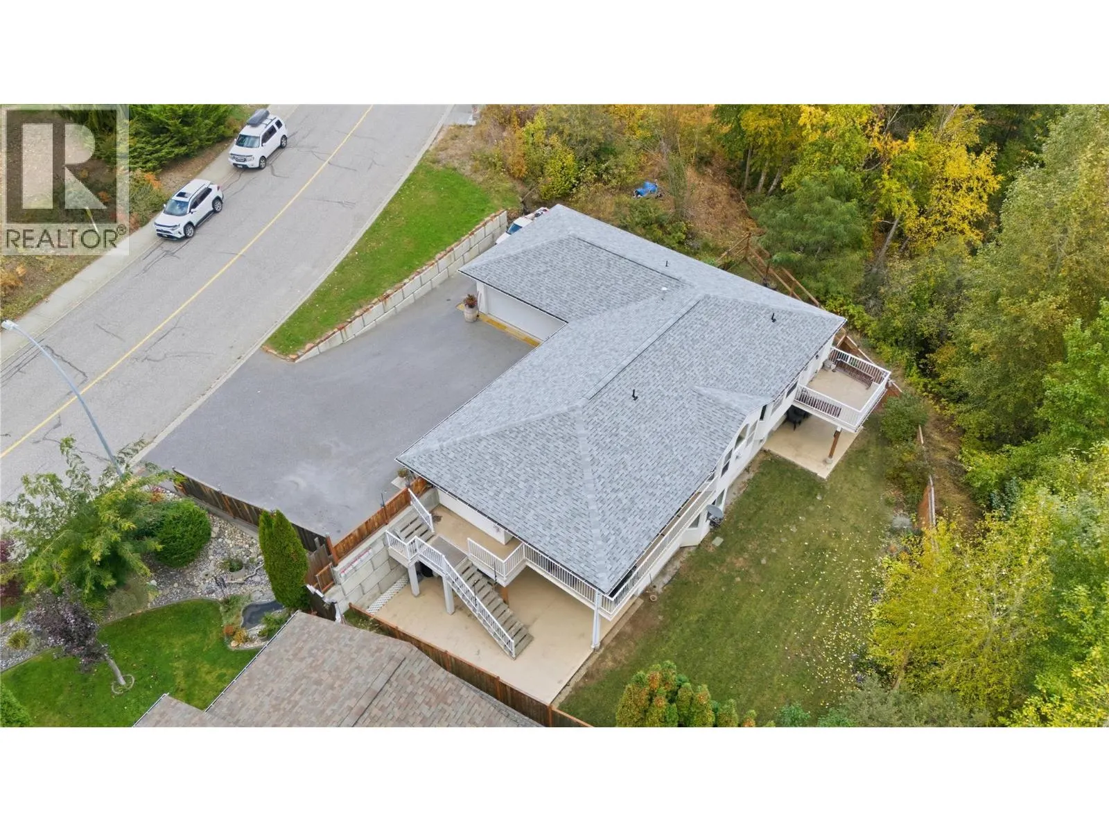 3395 Southridge Drive