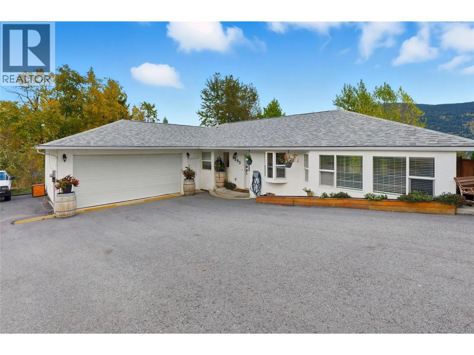 3395 Southridge Drive