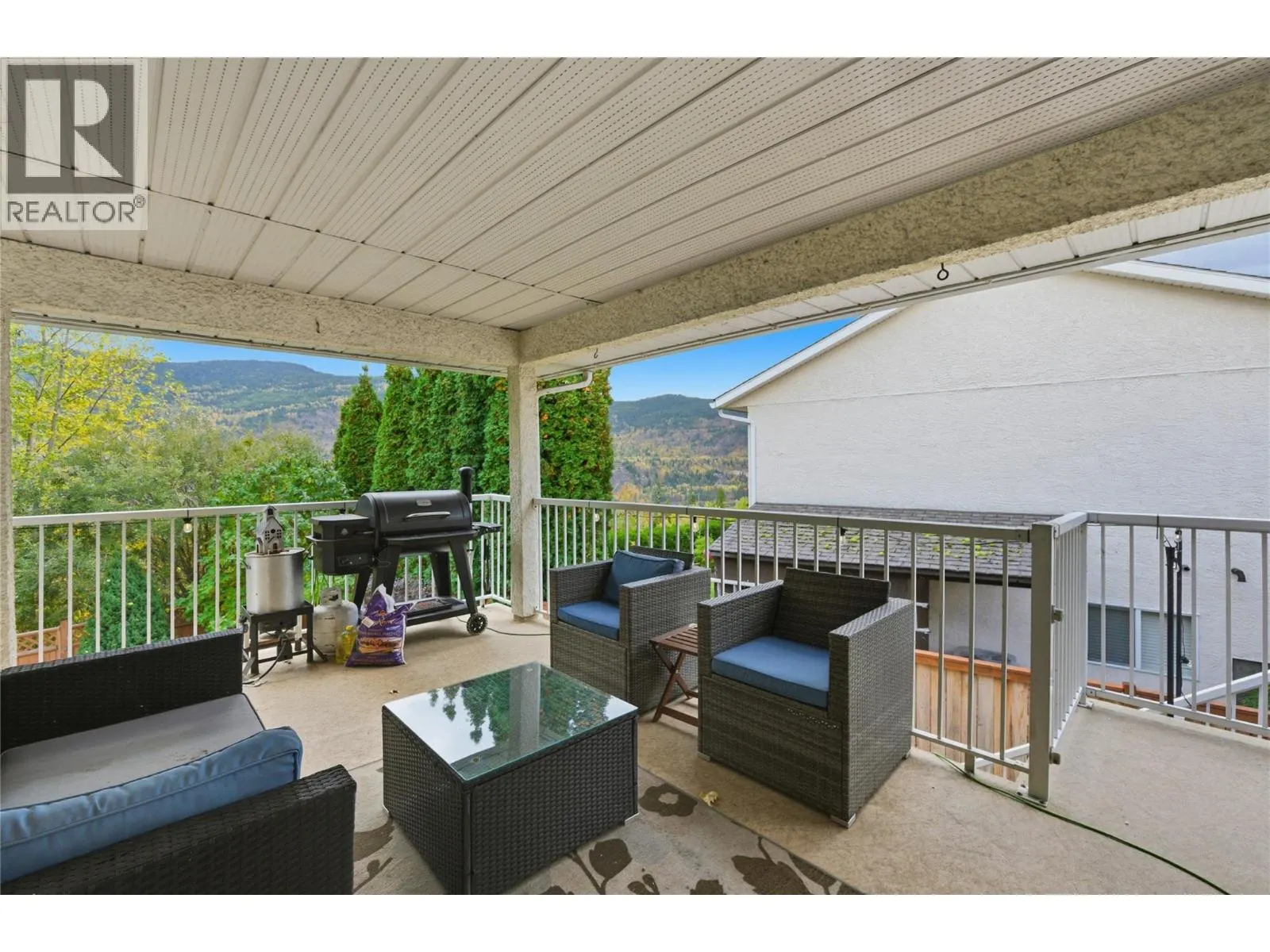 3395 Southridge Drive