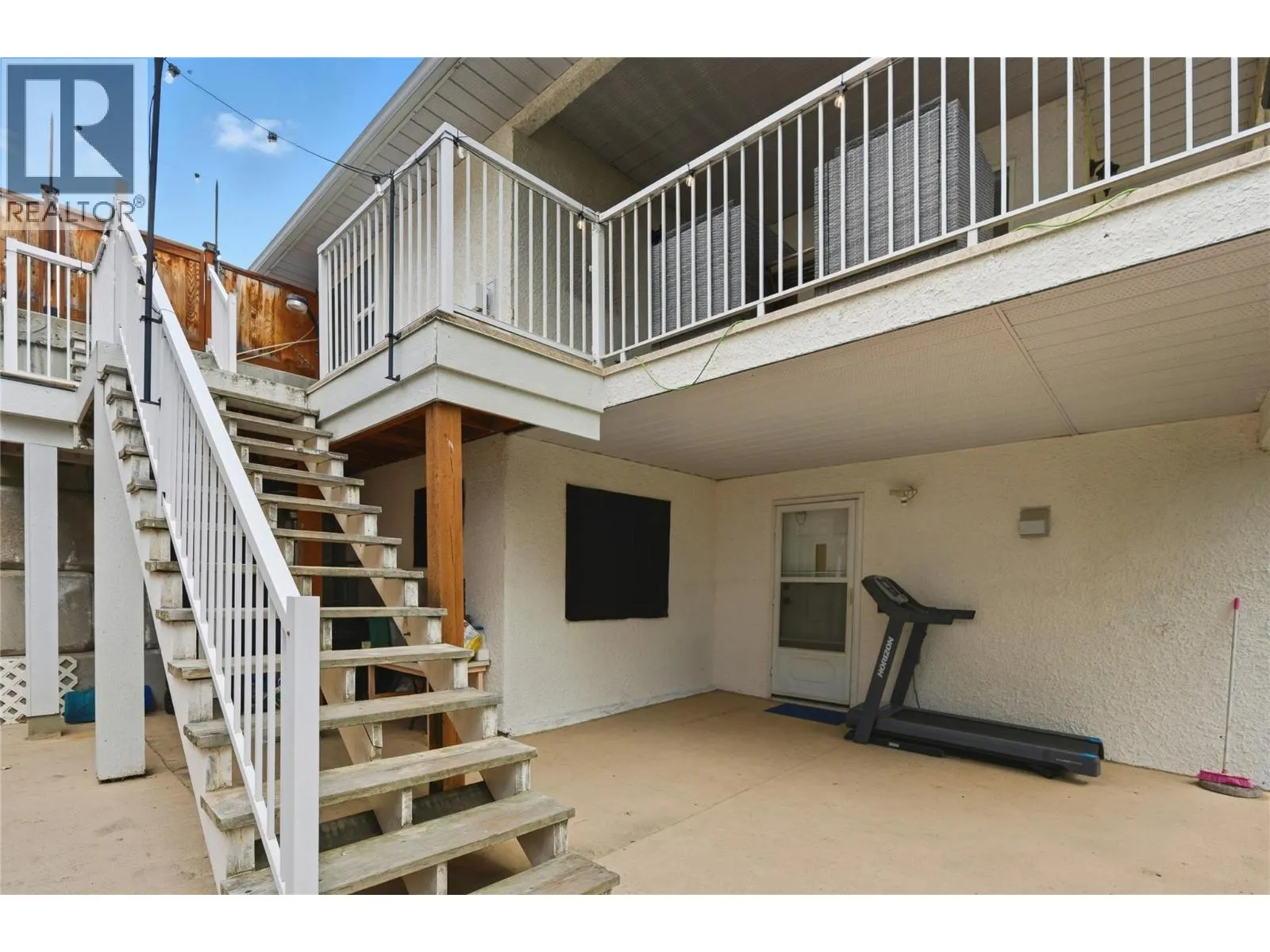 3395 Southridge Drive