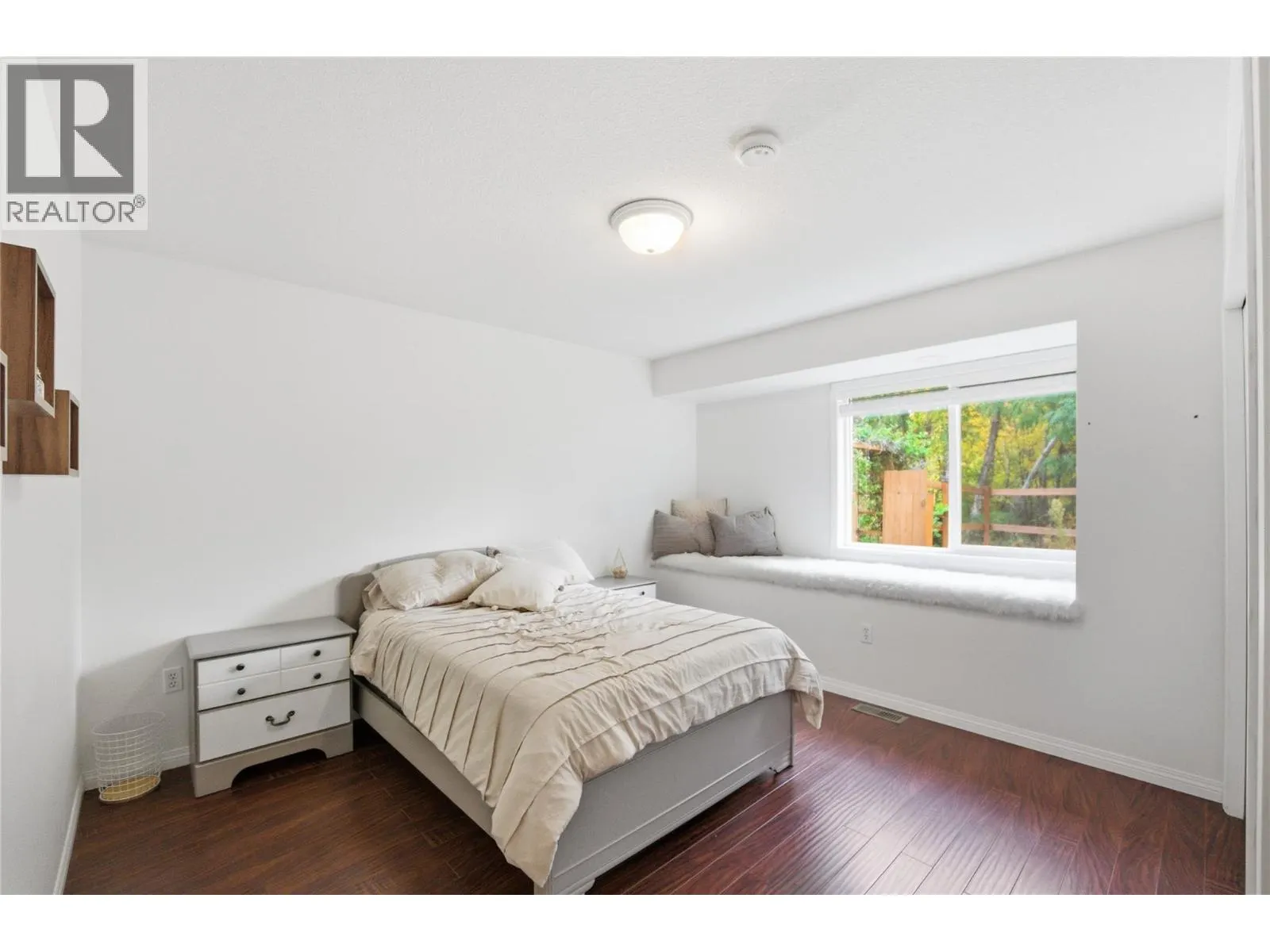 3395 Southridge Drive
