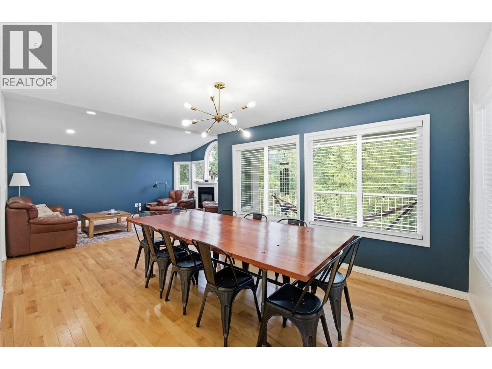 3395 Southridge Drive