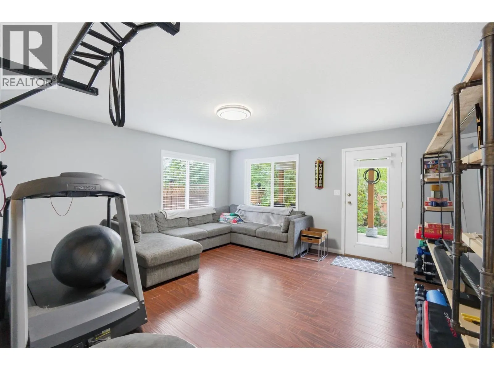 3395 Southridge Drive