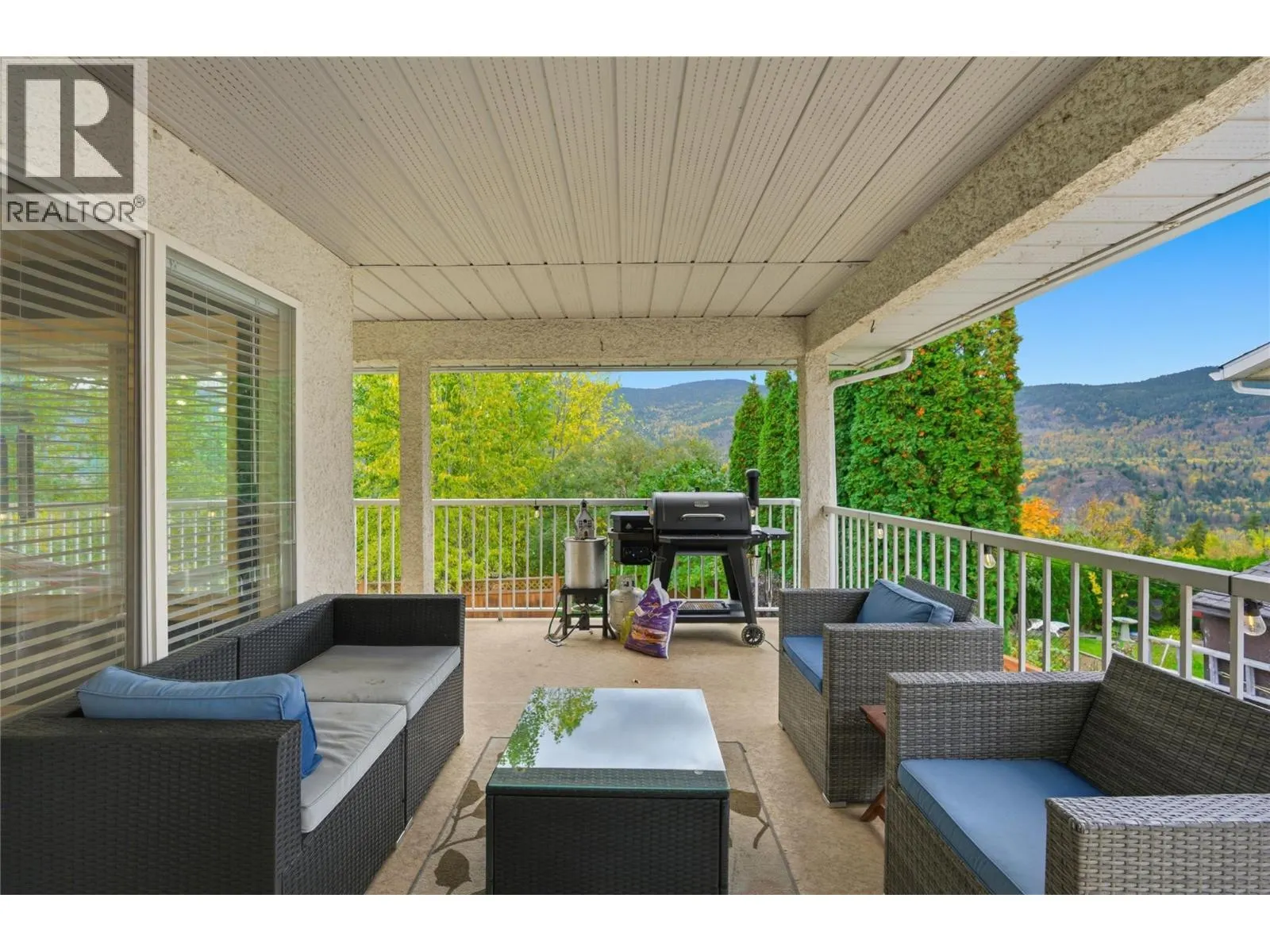 3395 Southridge Drive