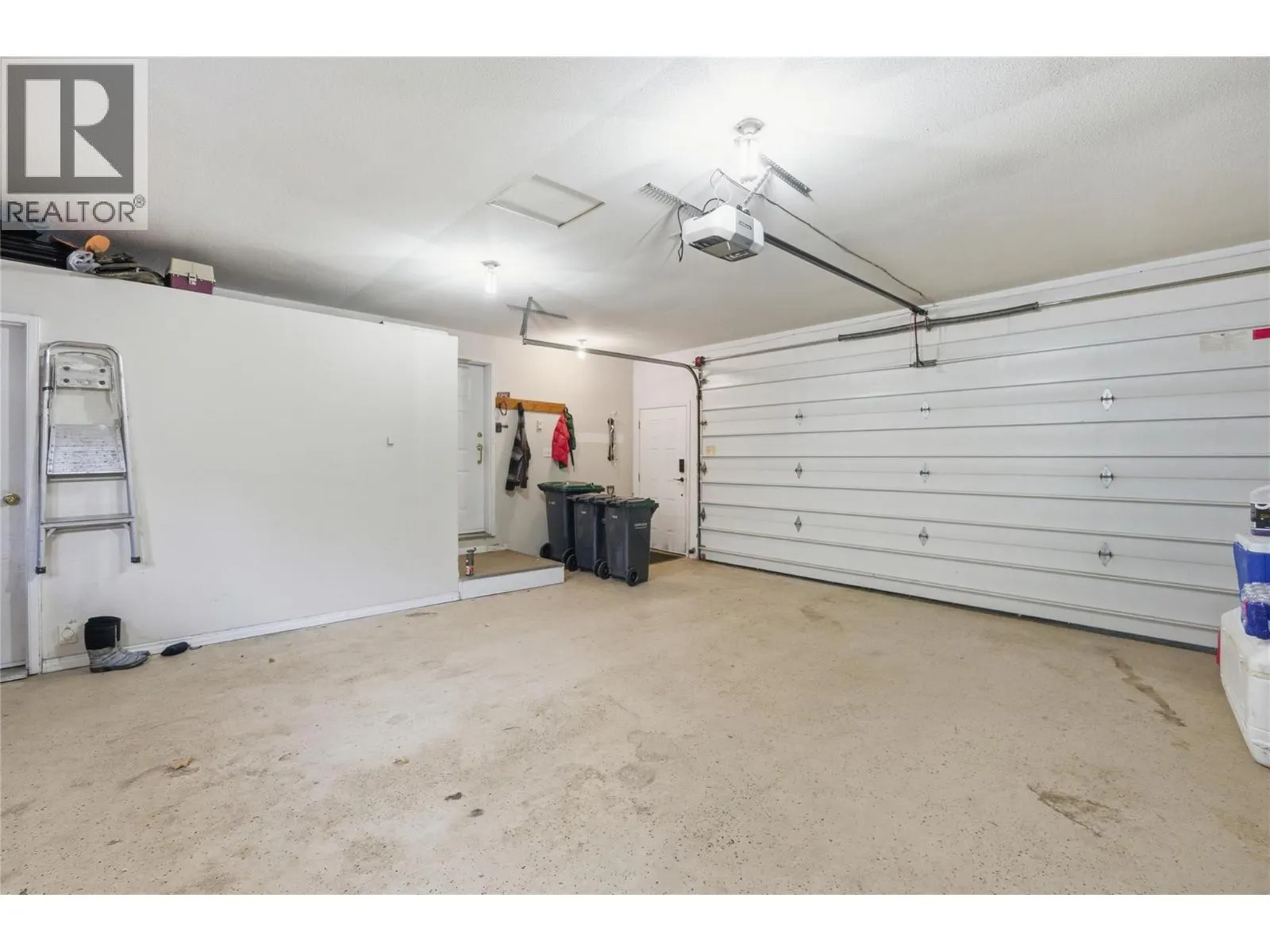 3395 Southridge Drive