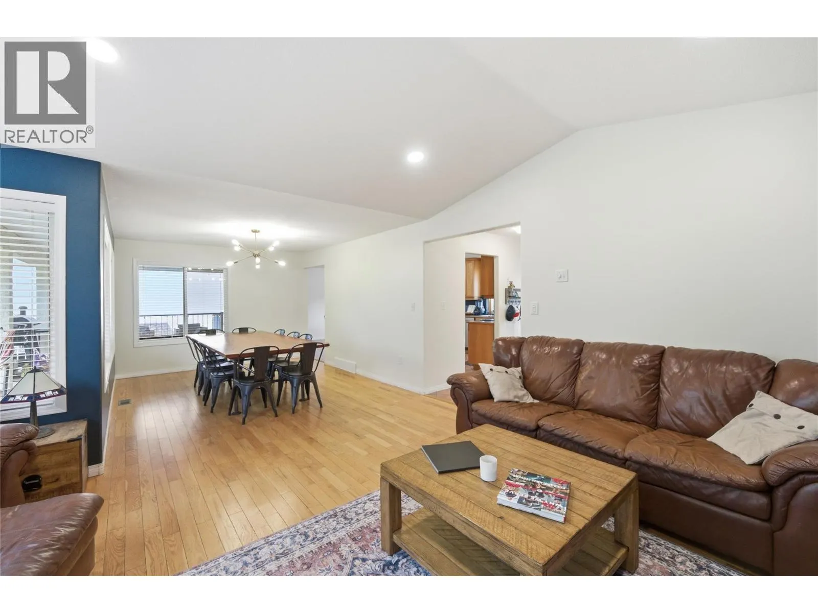 3395 Southridge Drive