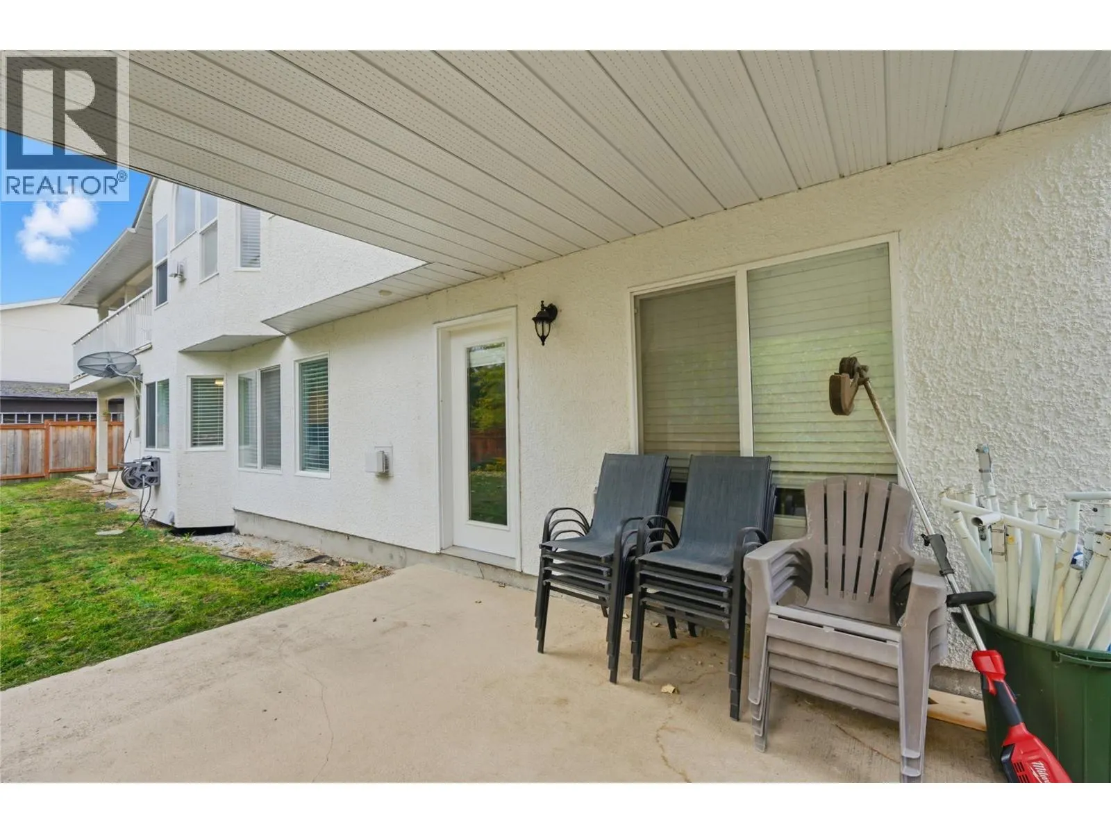 3395 Southridge Drive
