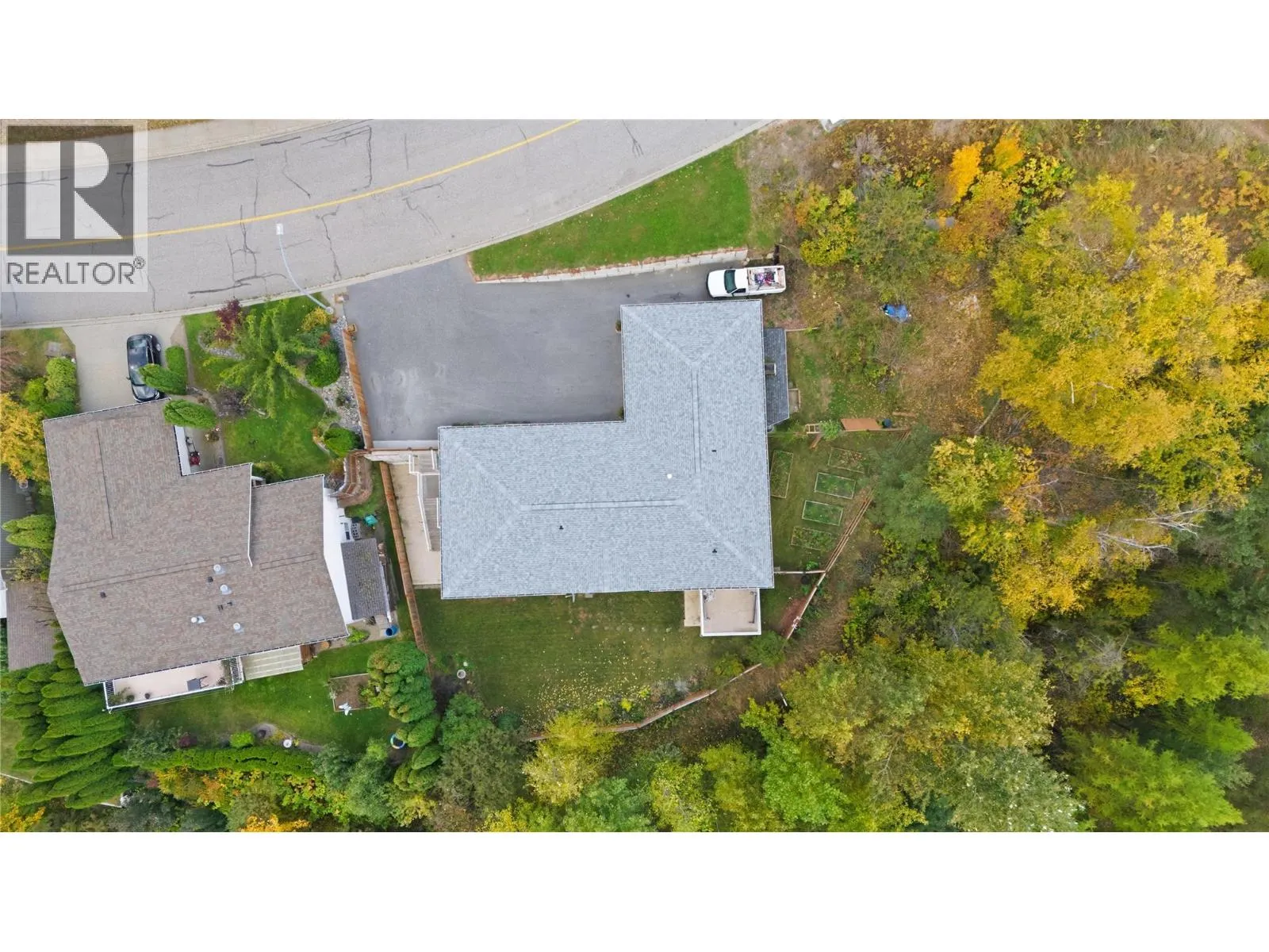 3395 Southridge Drive