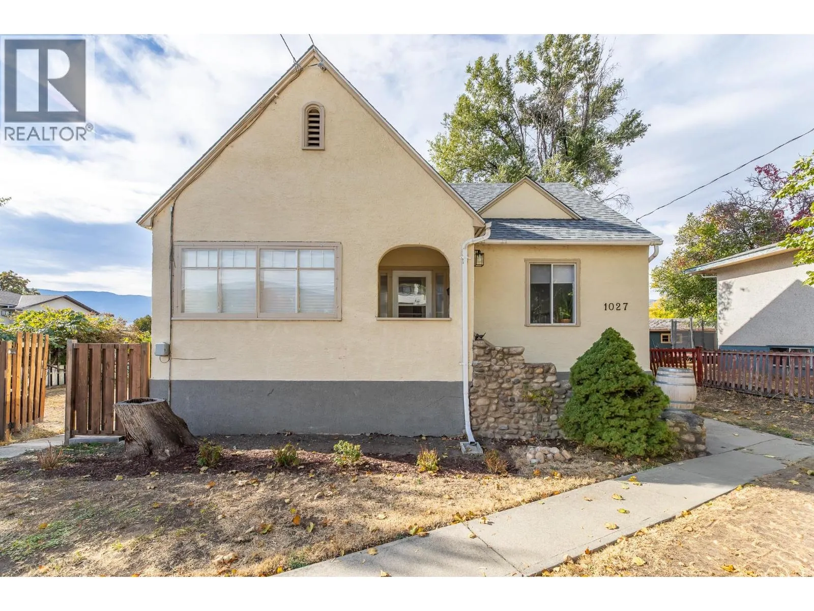 1027 Government Street