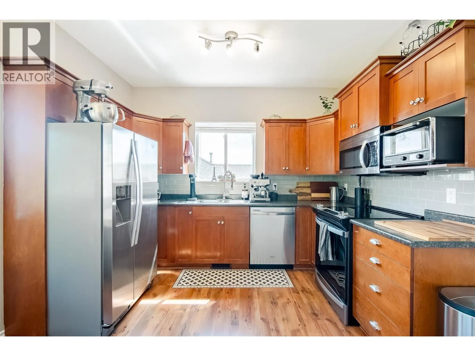 2174 Sunview Drive