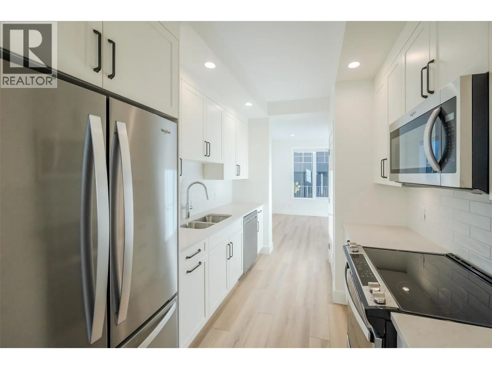 795 Ontario Street Unit# 102