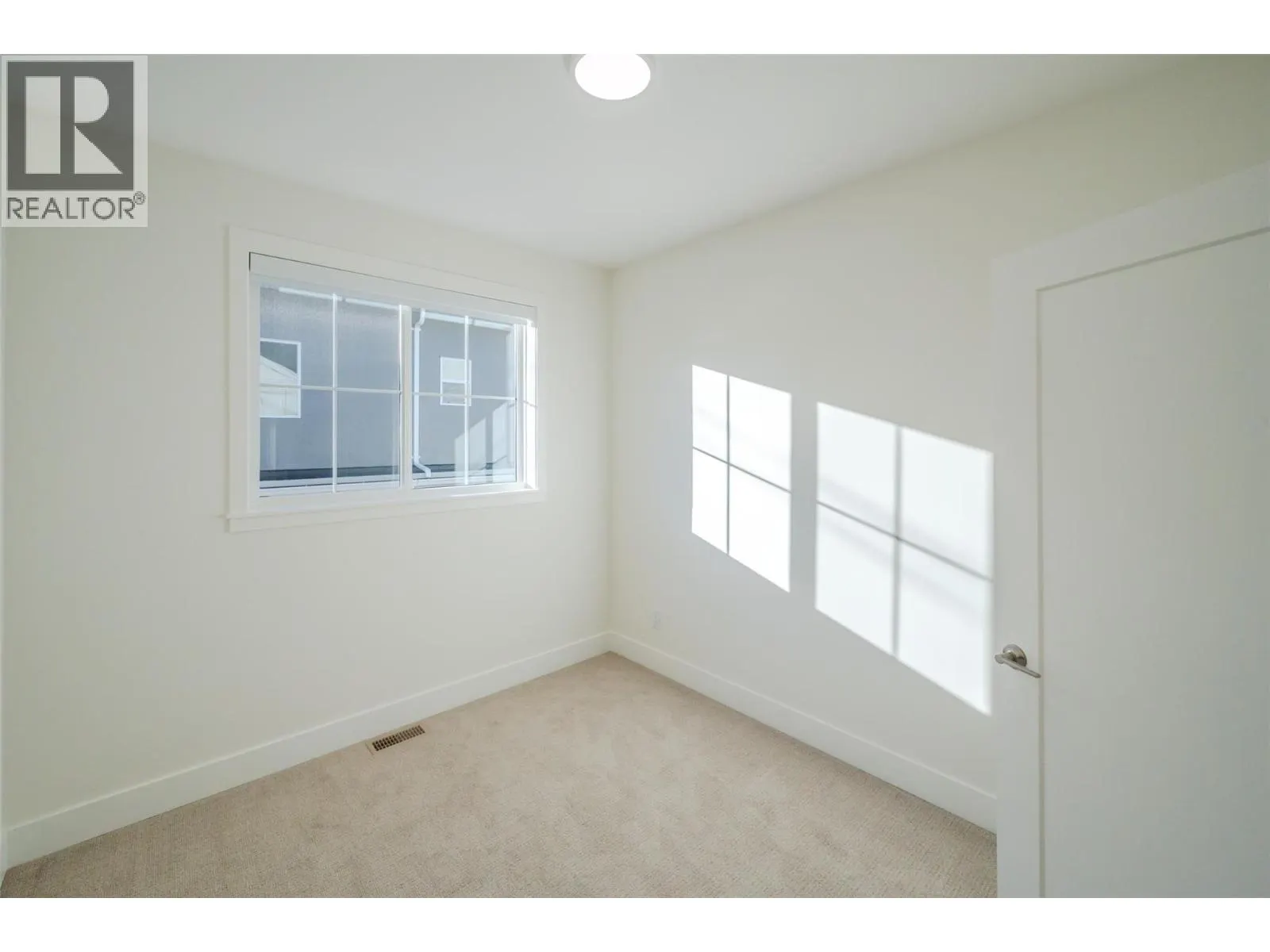 795 Ontario Street Unit# 102
