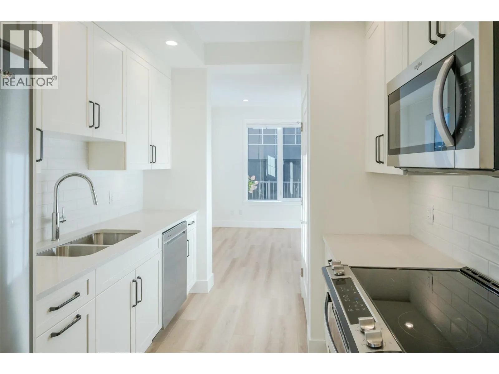 795 Ontario Street Unit# 102
