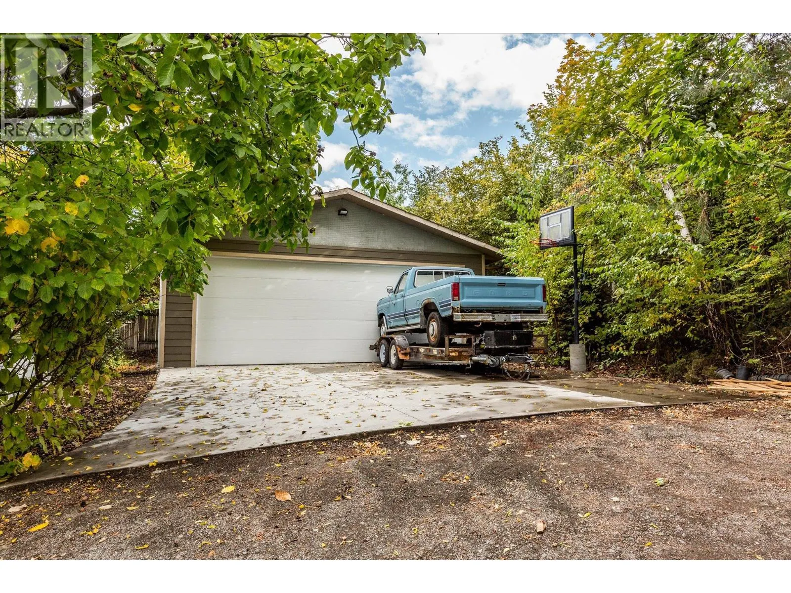 1189 Hudson Road