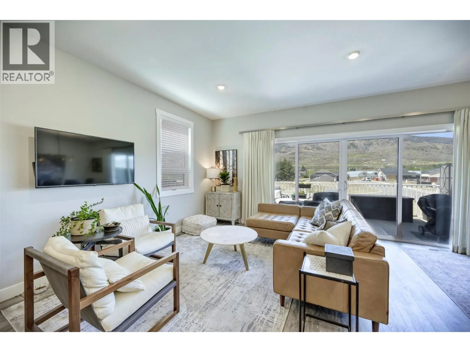7012 WREN Drive