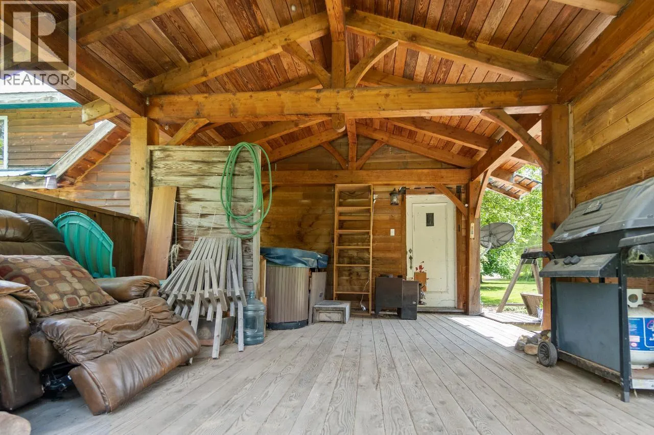 209 LARDEAU RIVER Road