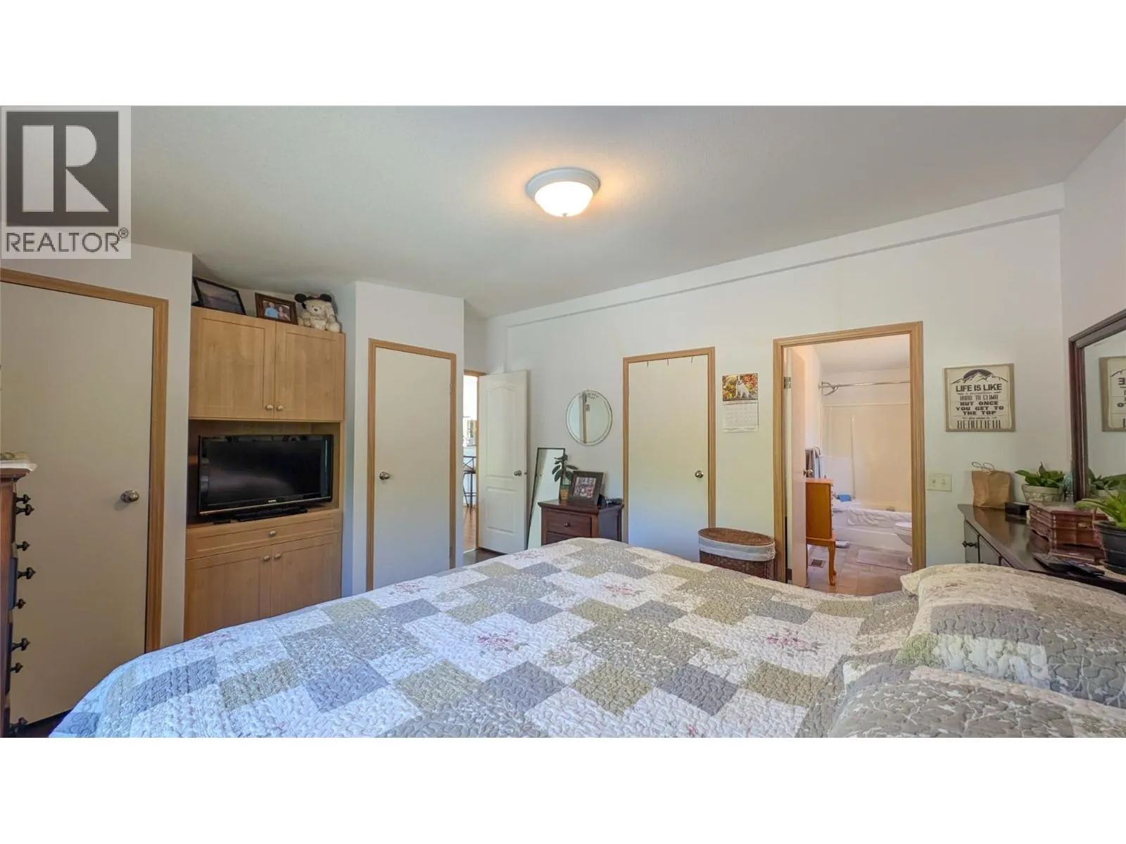 2101 MAWER Road