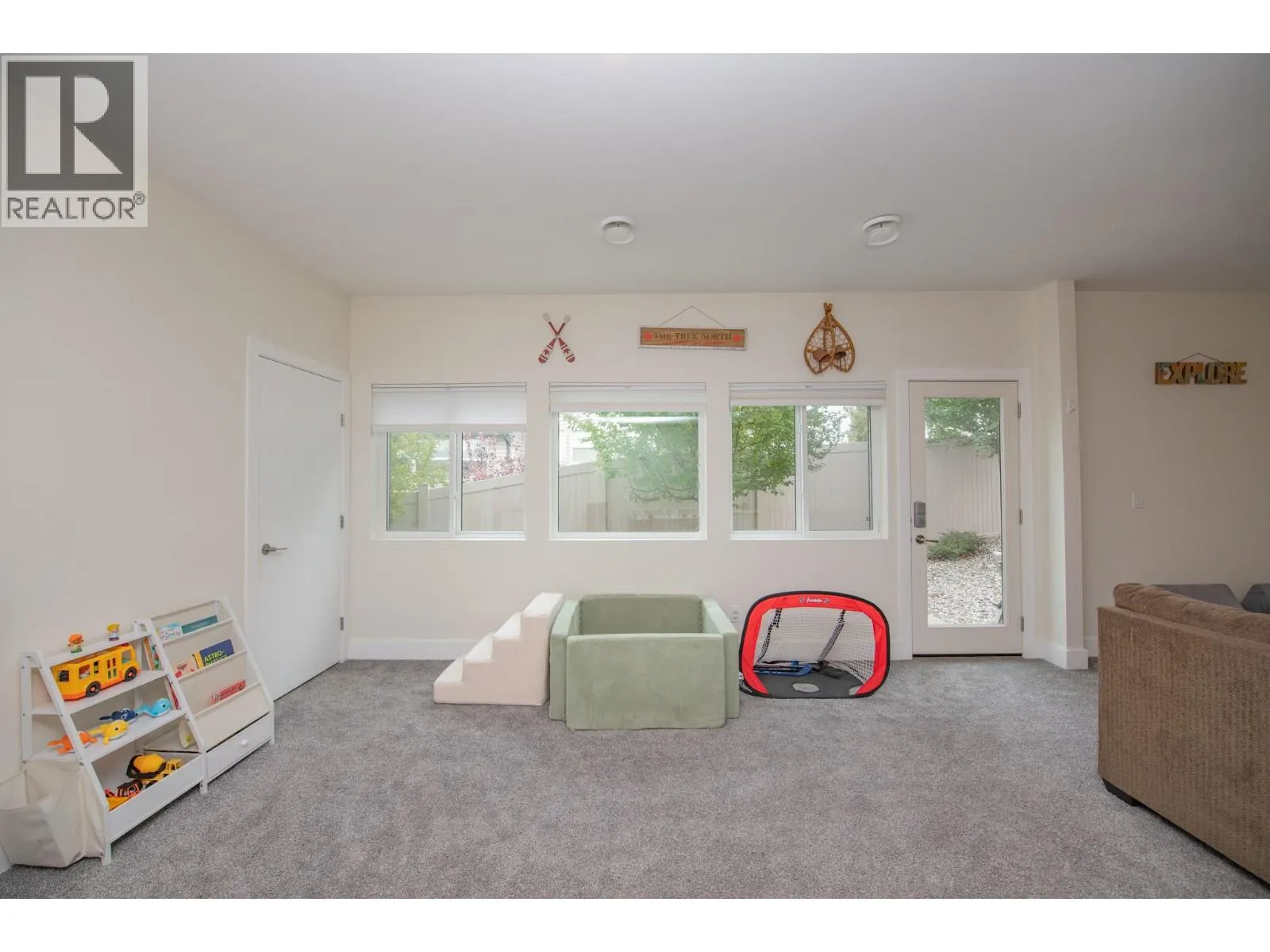 900 Mt. Ida Drive Unit# 23