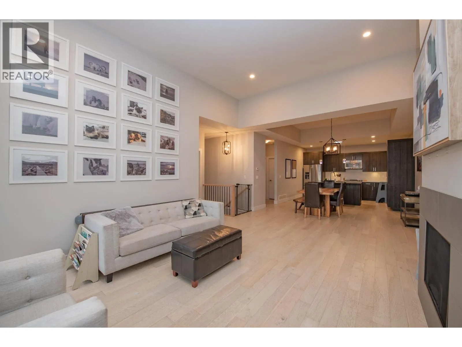 900 Mt. Ida Drive Unit# 23