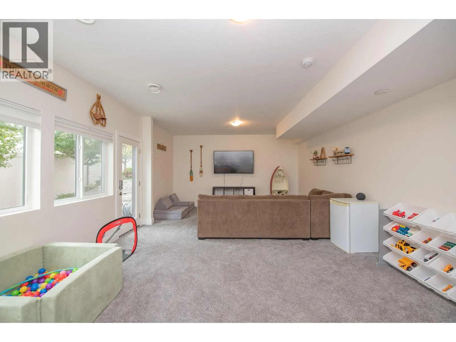 900 Mt. Ida Drive Unit# 23