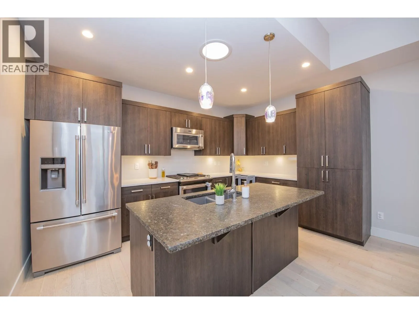 900 Mt. Ida Drive Unit# 23