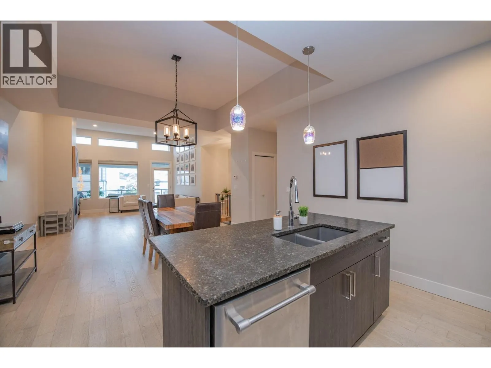 900 Mt. Ida Drive Unit# 23