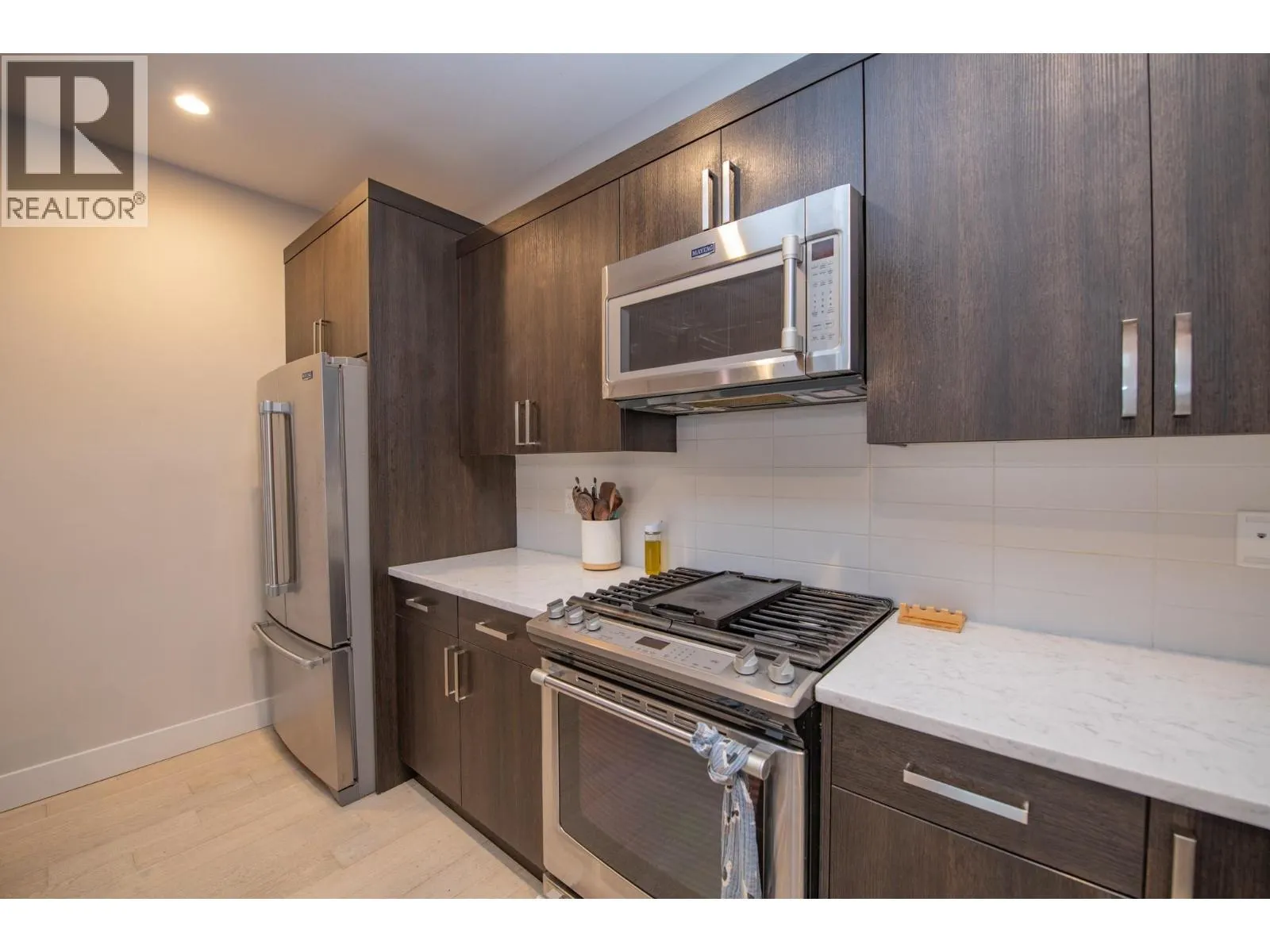 900 Mt. Ida Drive Unit# 23