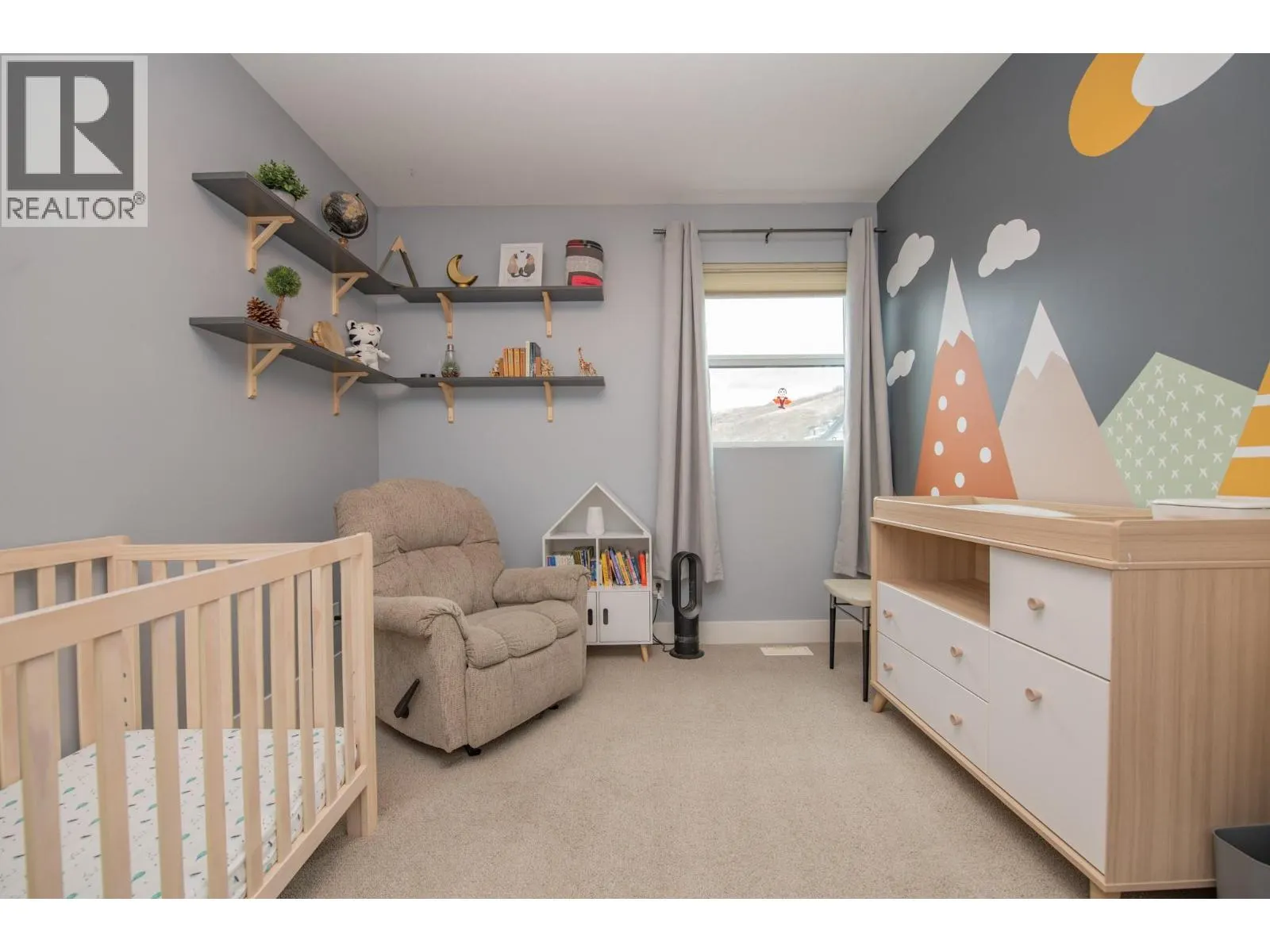 900 Mt. Ida Drive Unit# 23