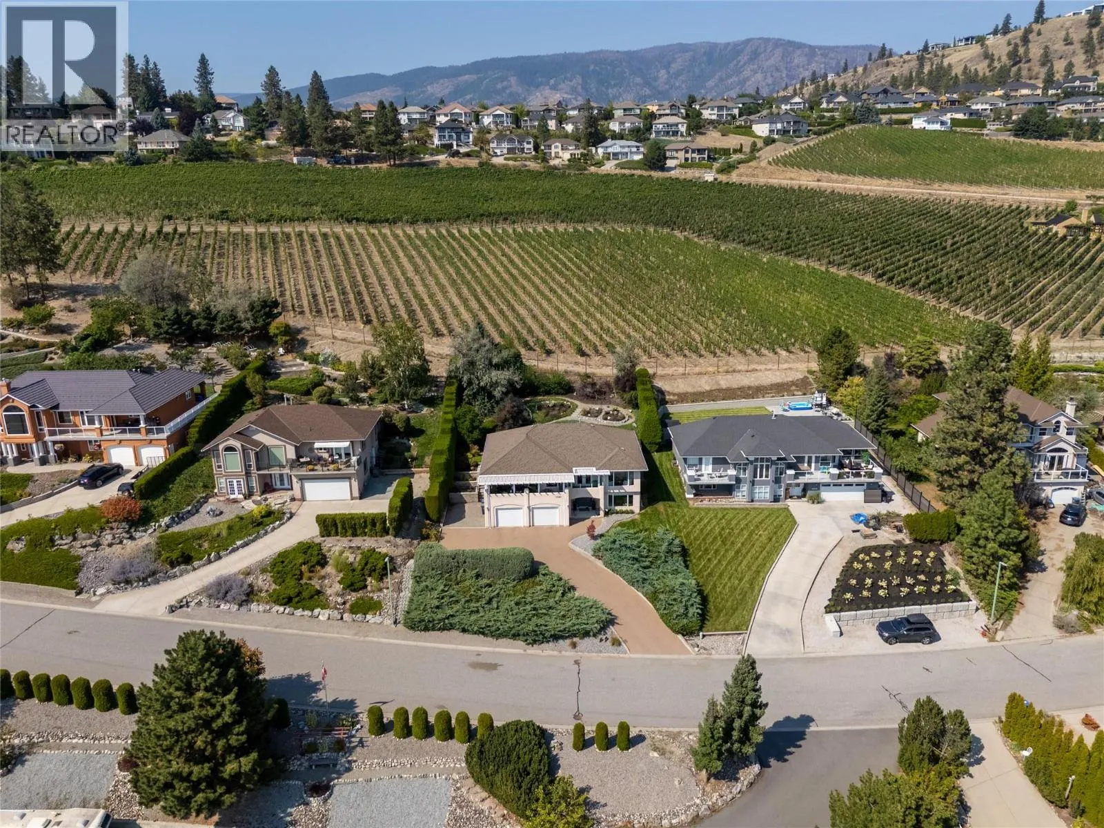 1546 Golden View Drive