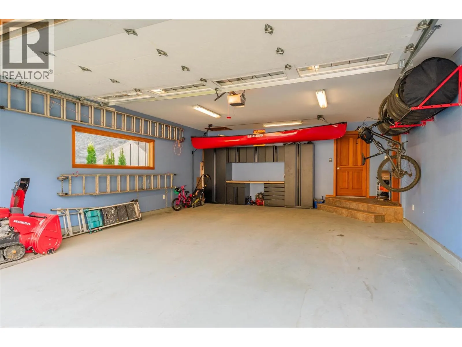904 Redstone Drive