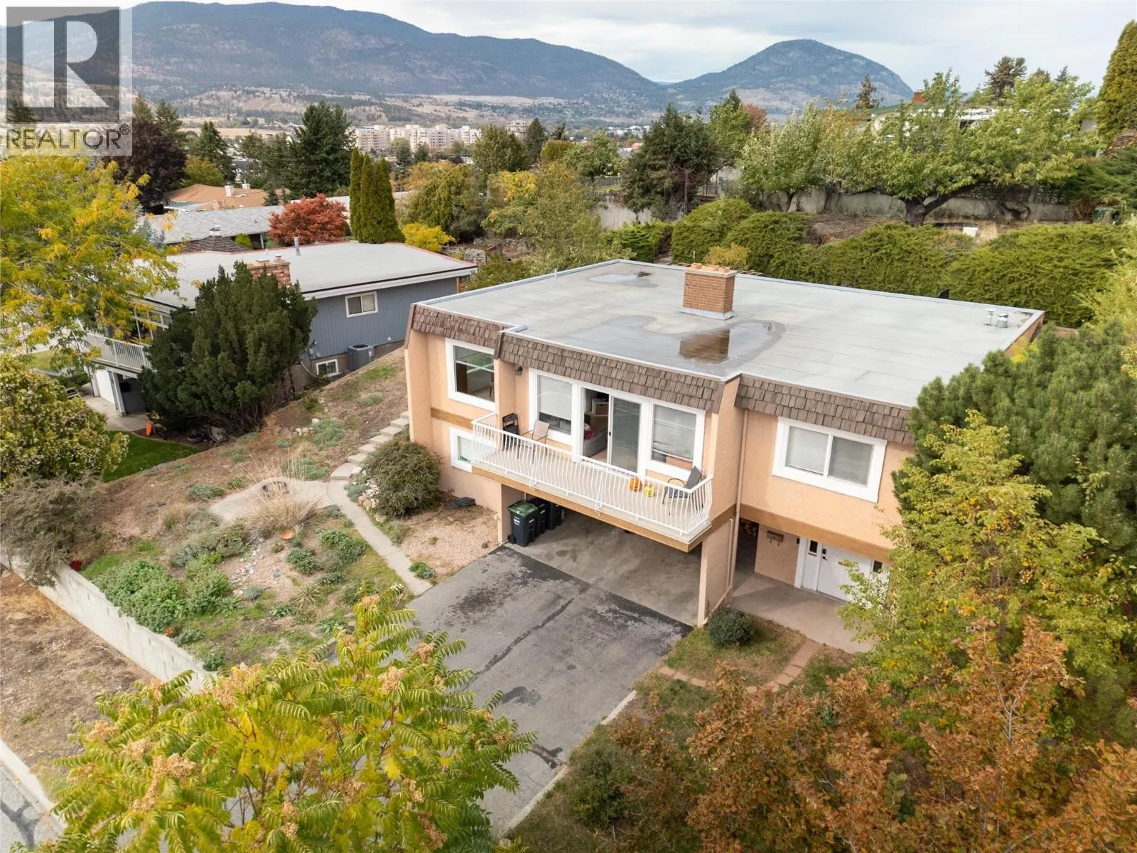 190 DAFOE Place