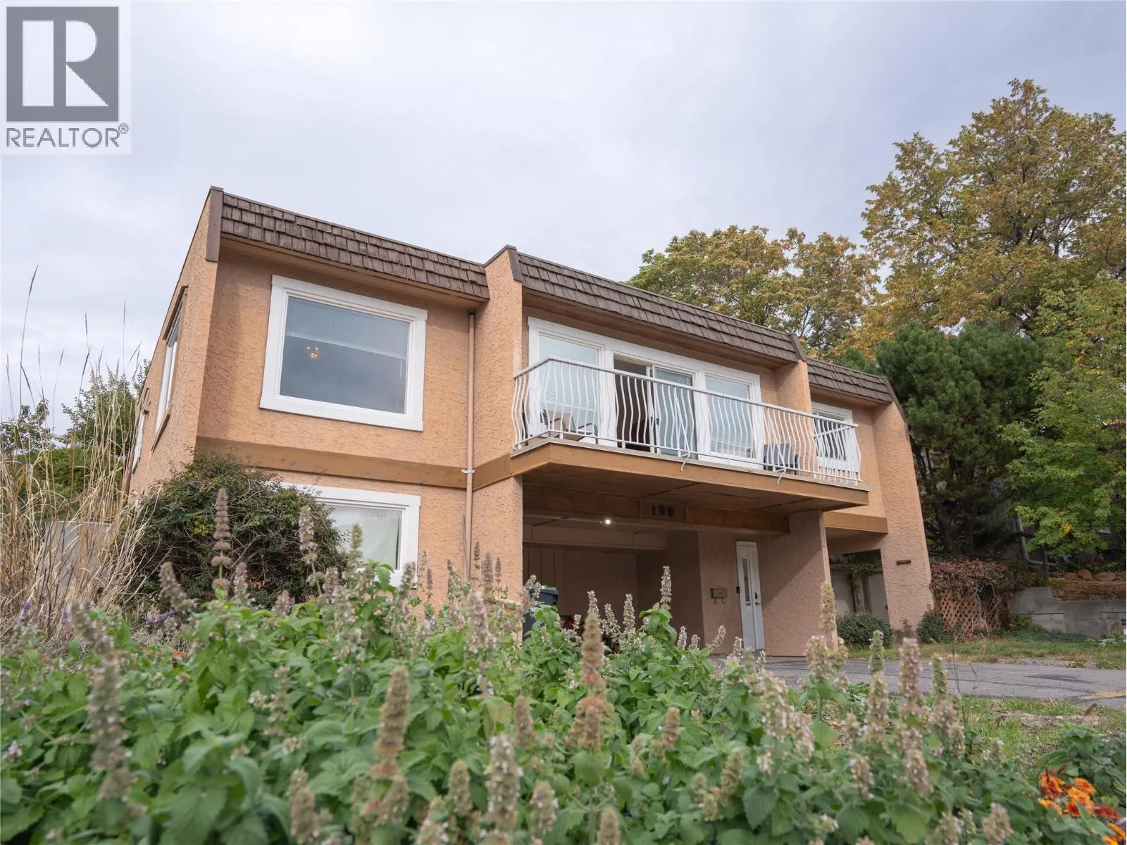 190 DAFOE Place