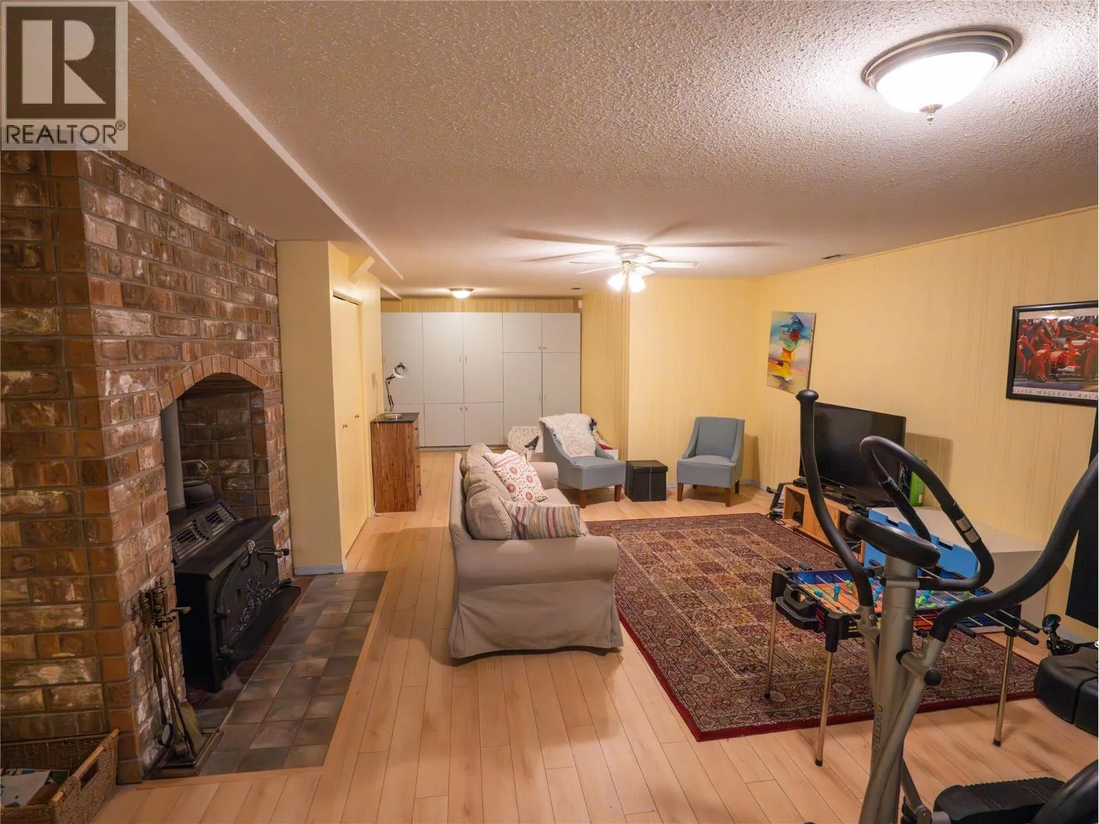 190 DAFOE Place