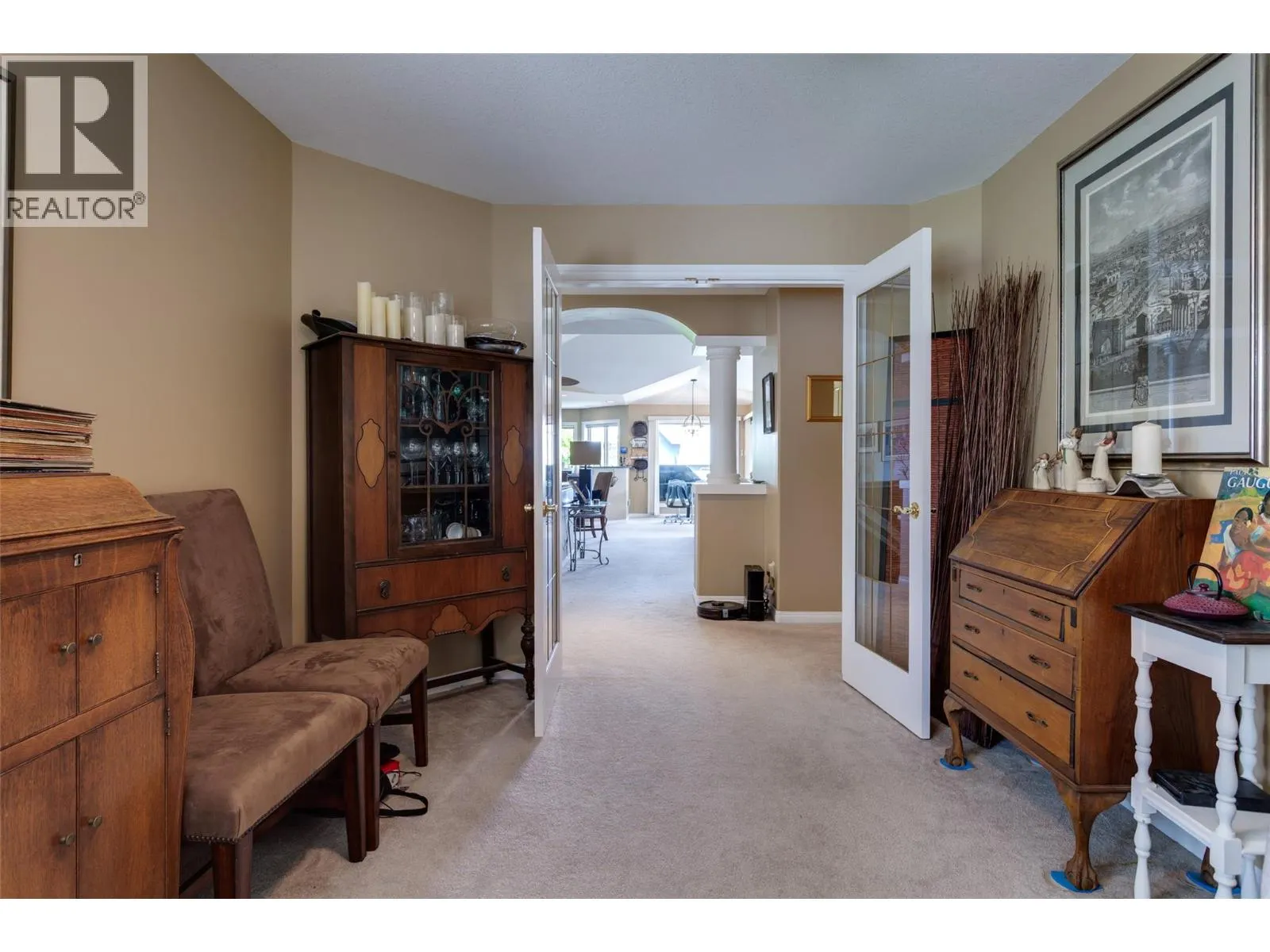 4074 Gellatly Road Unit# 221
