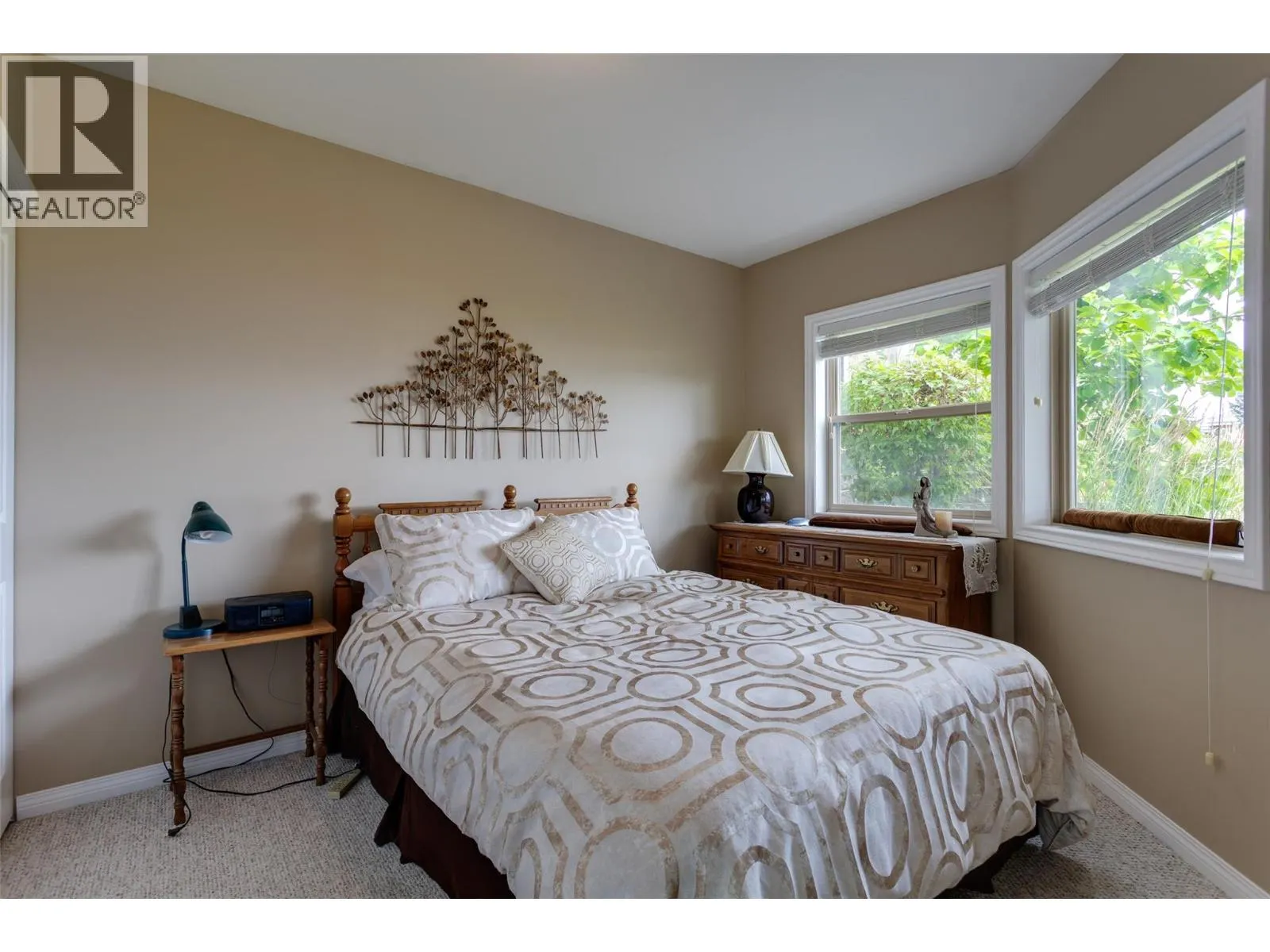 4074 Gellatly Road Unit# 221
