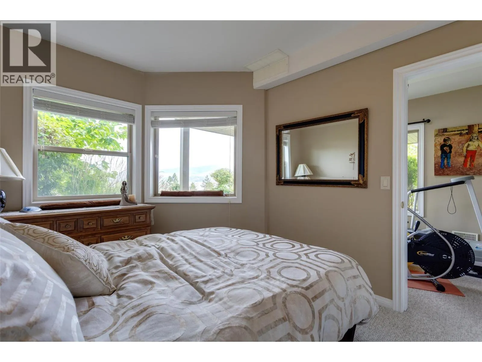 4074 Gellatly Road Unit# 221