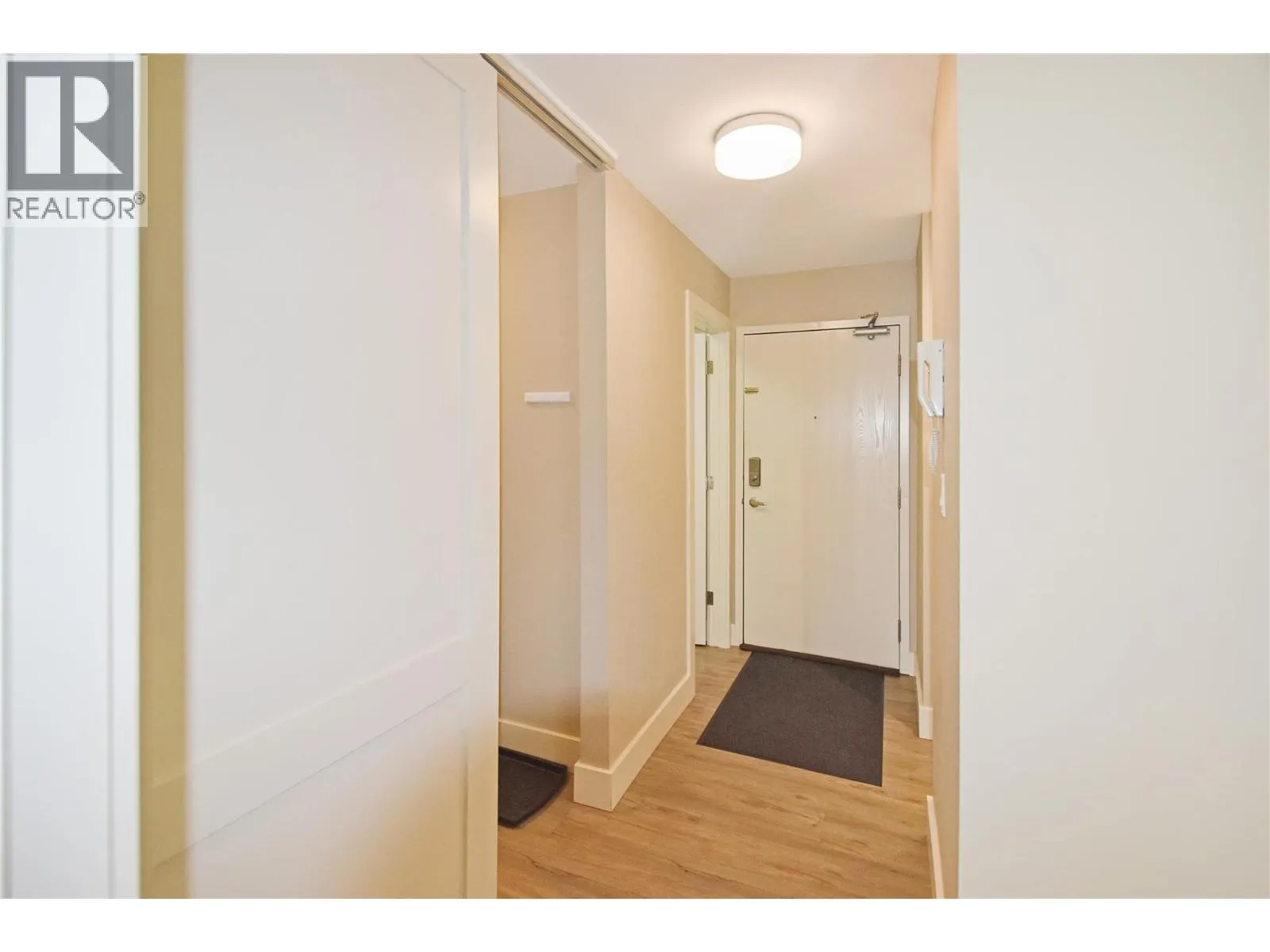 2011 2nd St N Unit# 307